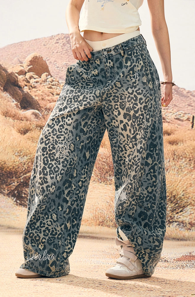 【25s Aug.】Washed Blue Leopard Embroidered Flared Jeans