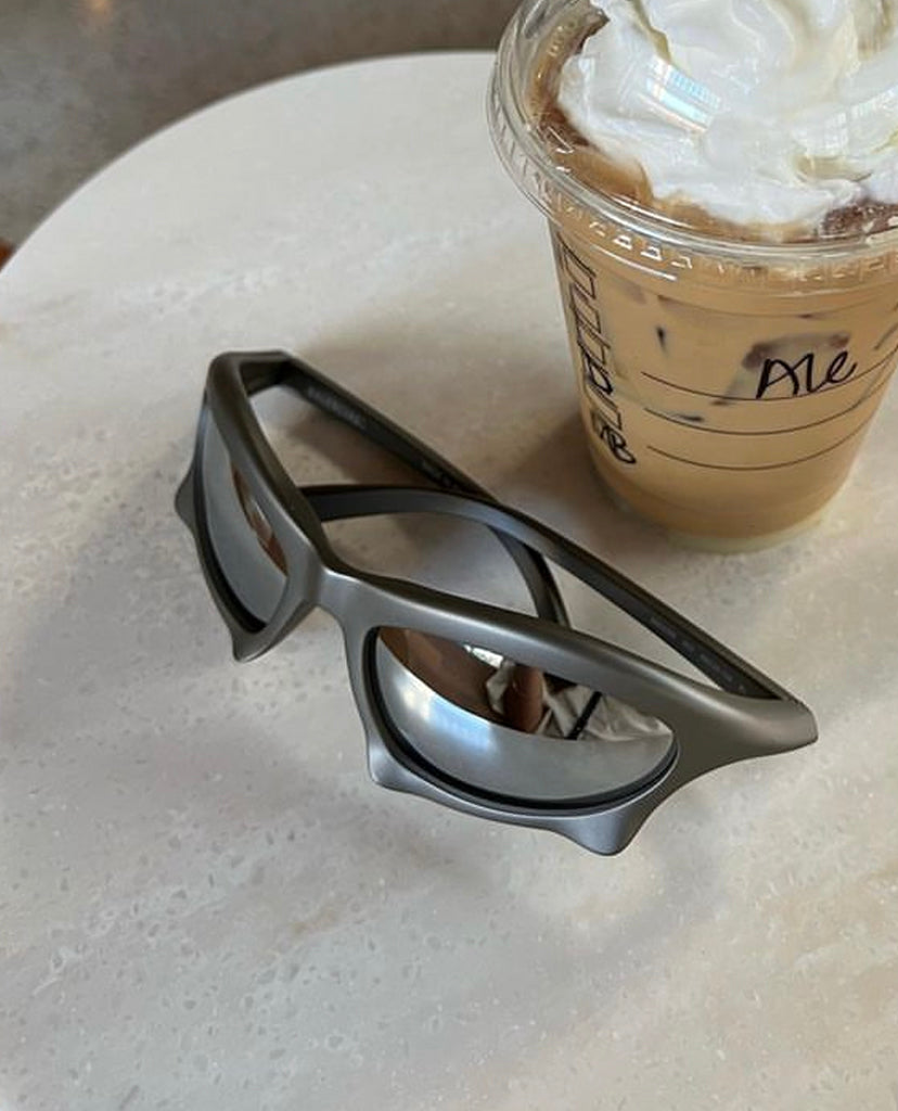 Y2K Shaped Large Frame Retro Geometric Sunglasses ArtsKoreanMan