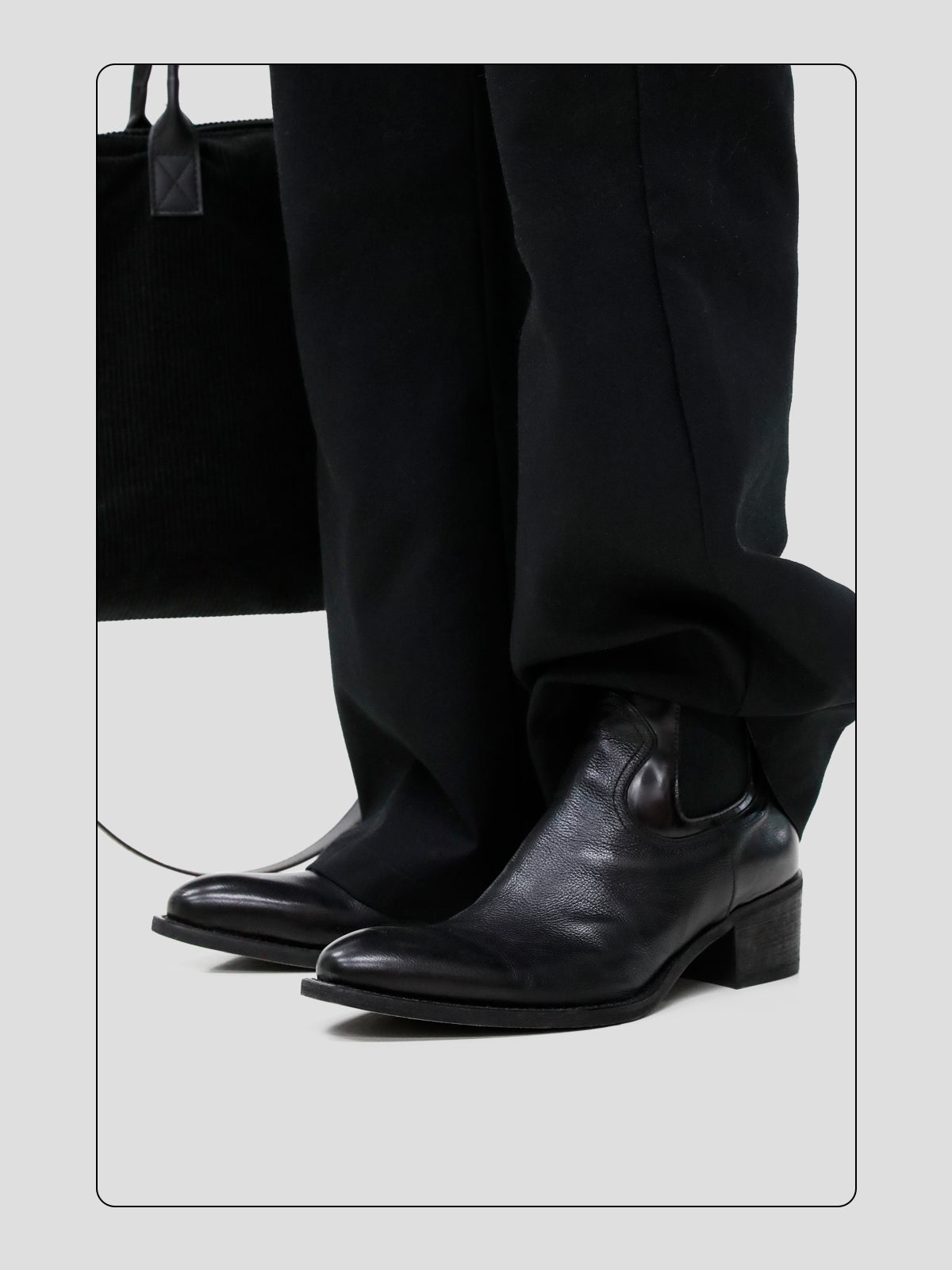 Pointed-toe Cowhide Upturned Toe Wizard Chelsea Boots