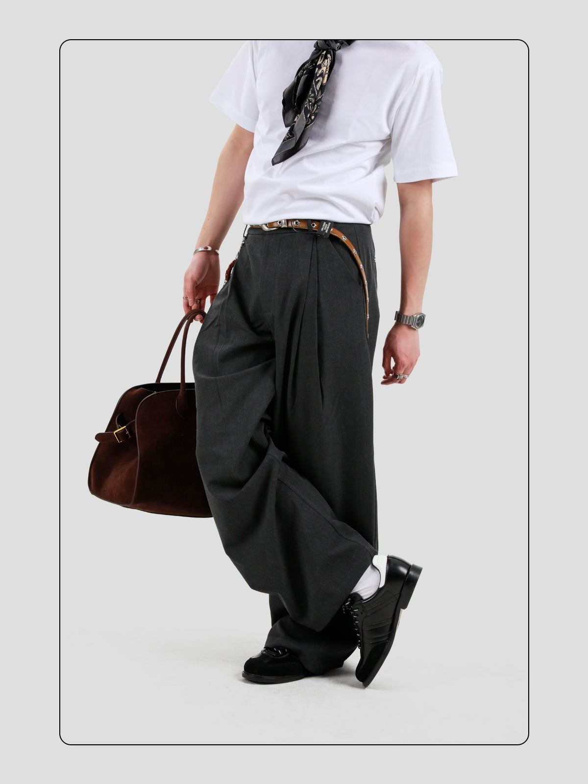 Simple Black And White Leather Dexter Shoes