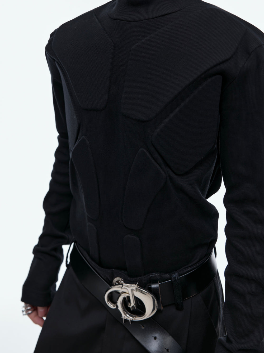 【24s Sep.】Armor Design High-neck Long-sleeved Bottoming Shirt ArtsKoreanMan