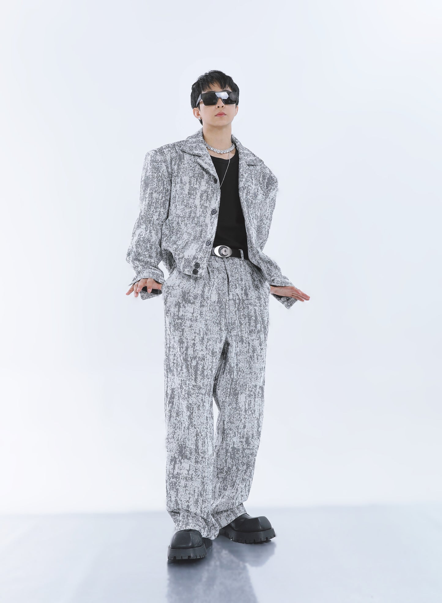 【23s September.】Trendy Snowflake Short Jacket and Trousers Suit