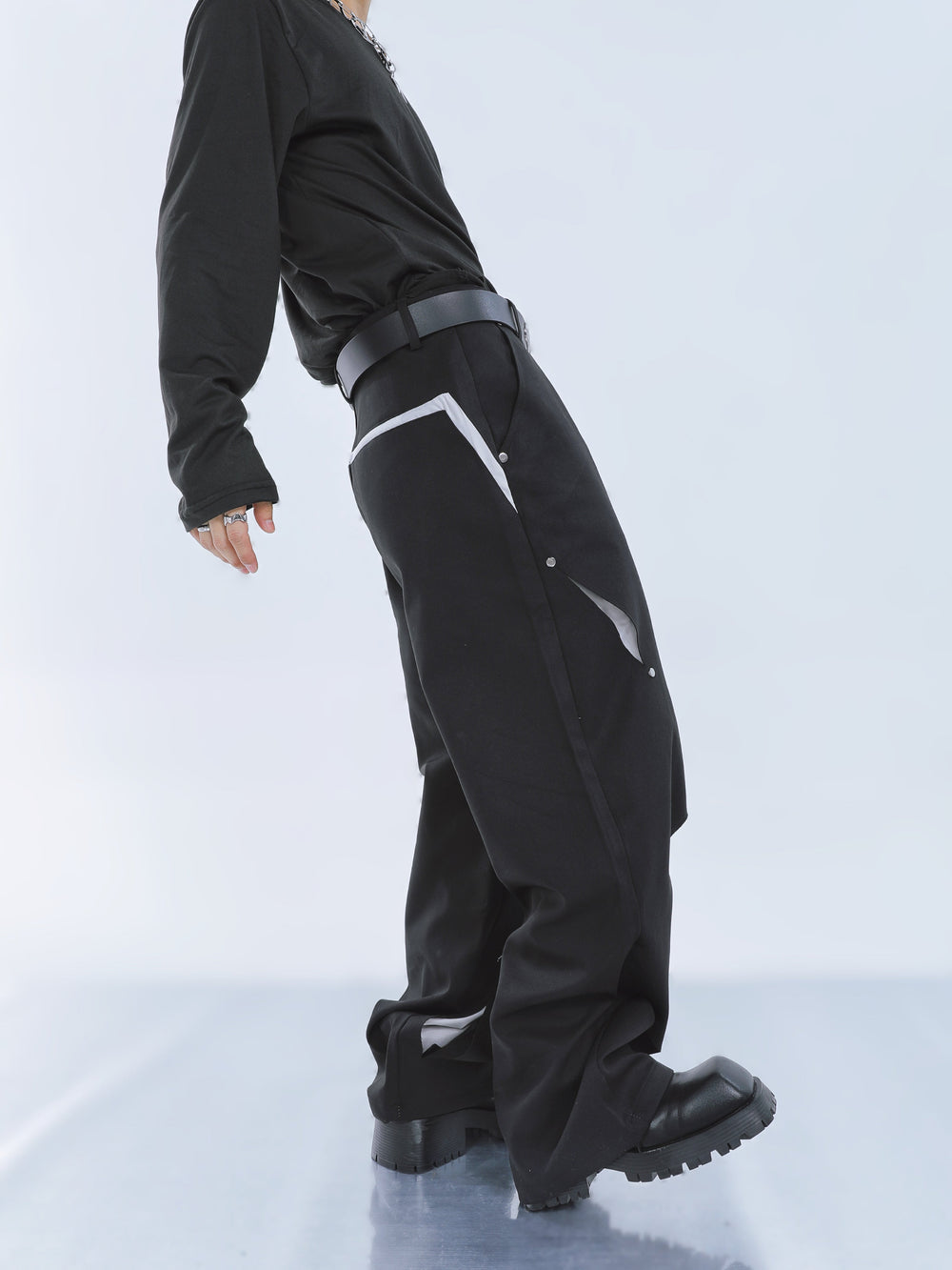 【23s September.】Cut-out Contrast Straight-leg Trousers -S ArtsKoreanMan