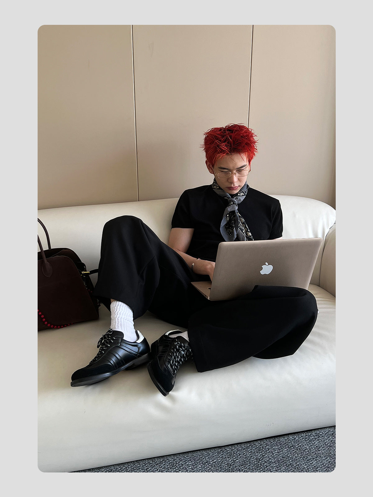 Simple Black And White Leather Dexter Shoes