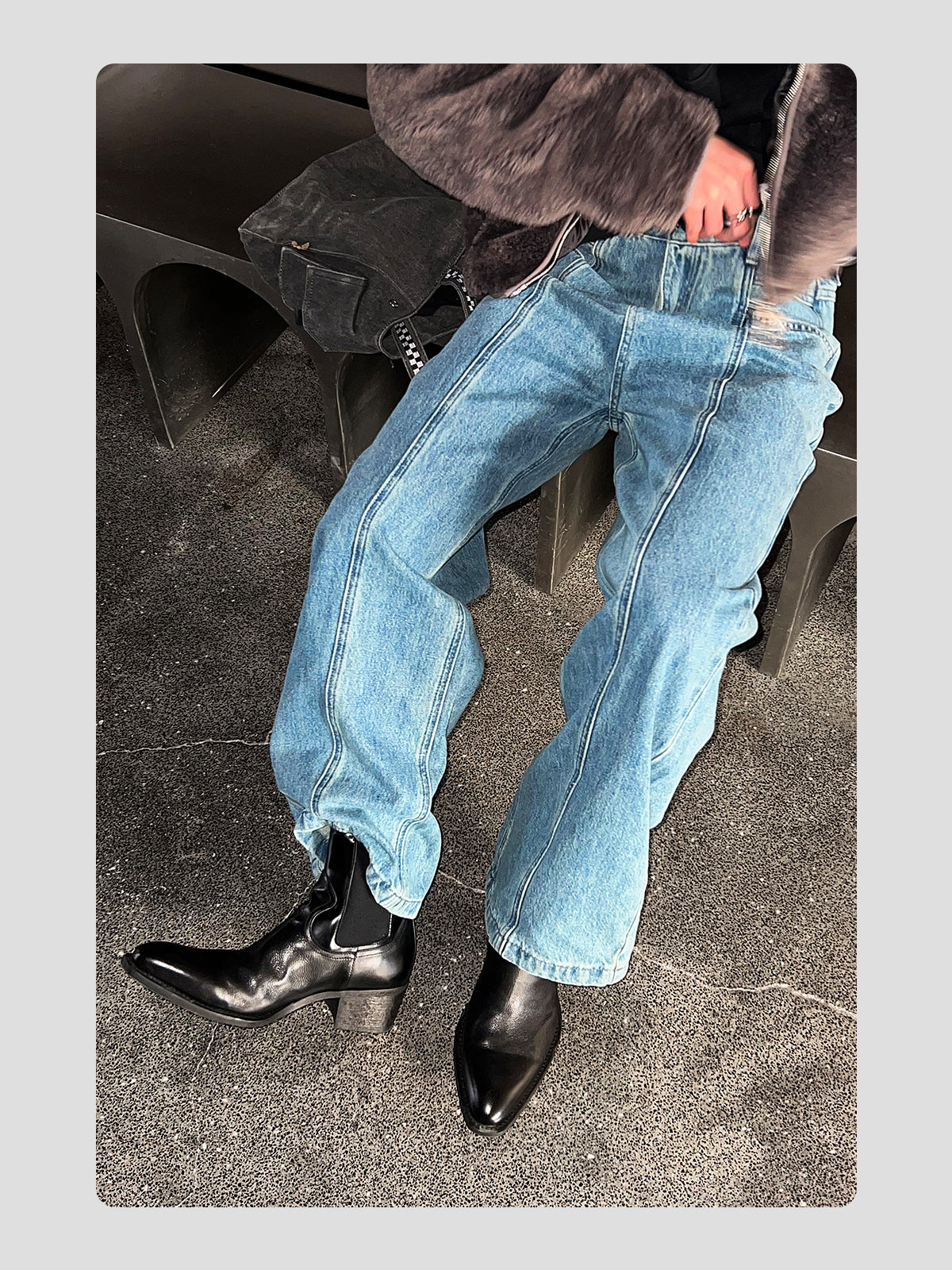 Pointed-toe Cowhide Upturned Toe Wizard Chelsea Boots