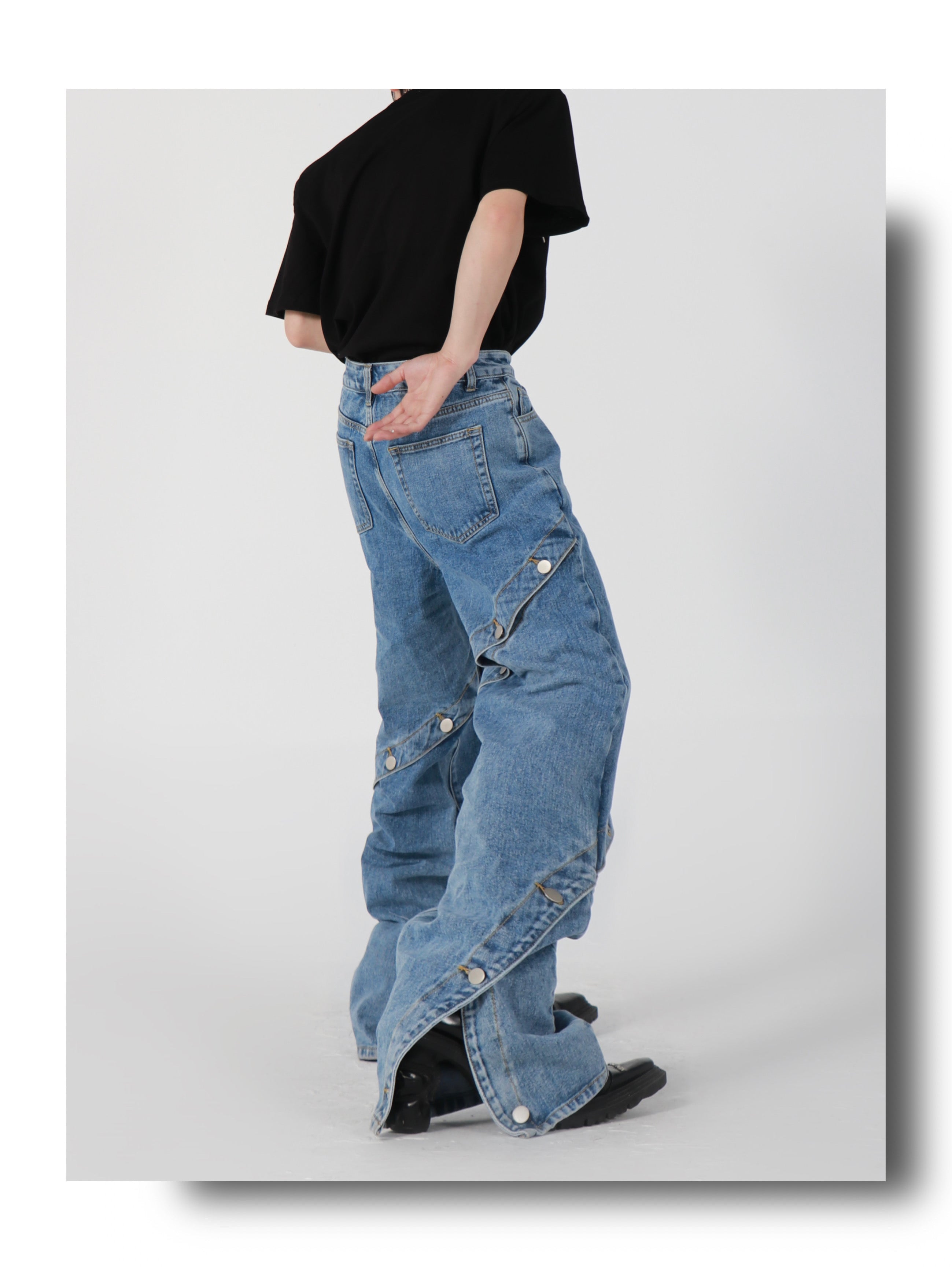 【25s Jun.】Metal Button Wide-leg Jeans