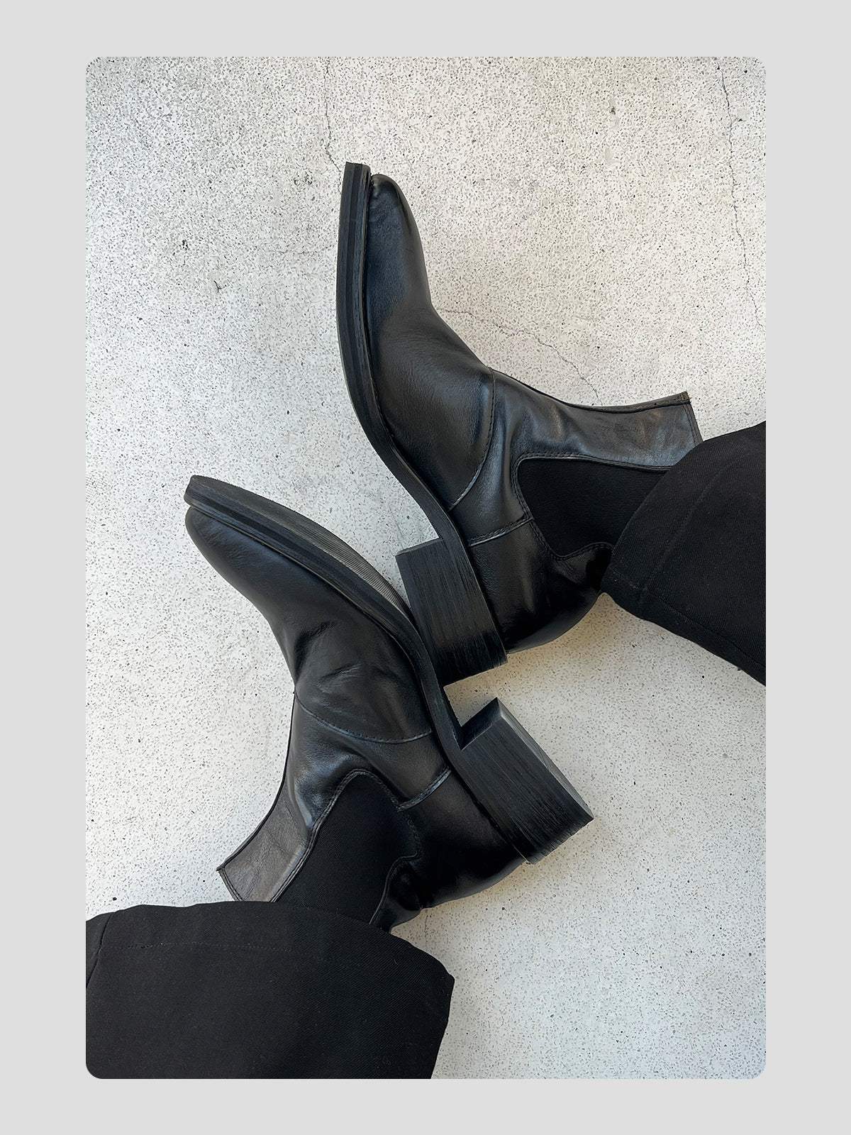 Pointed-toe Leather Platform Chelsea Boots