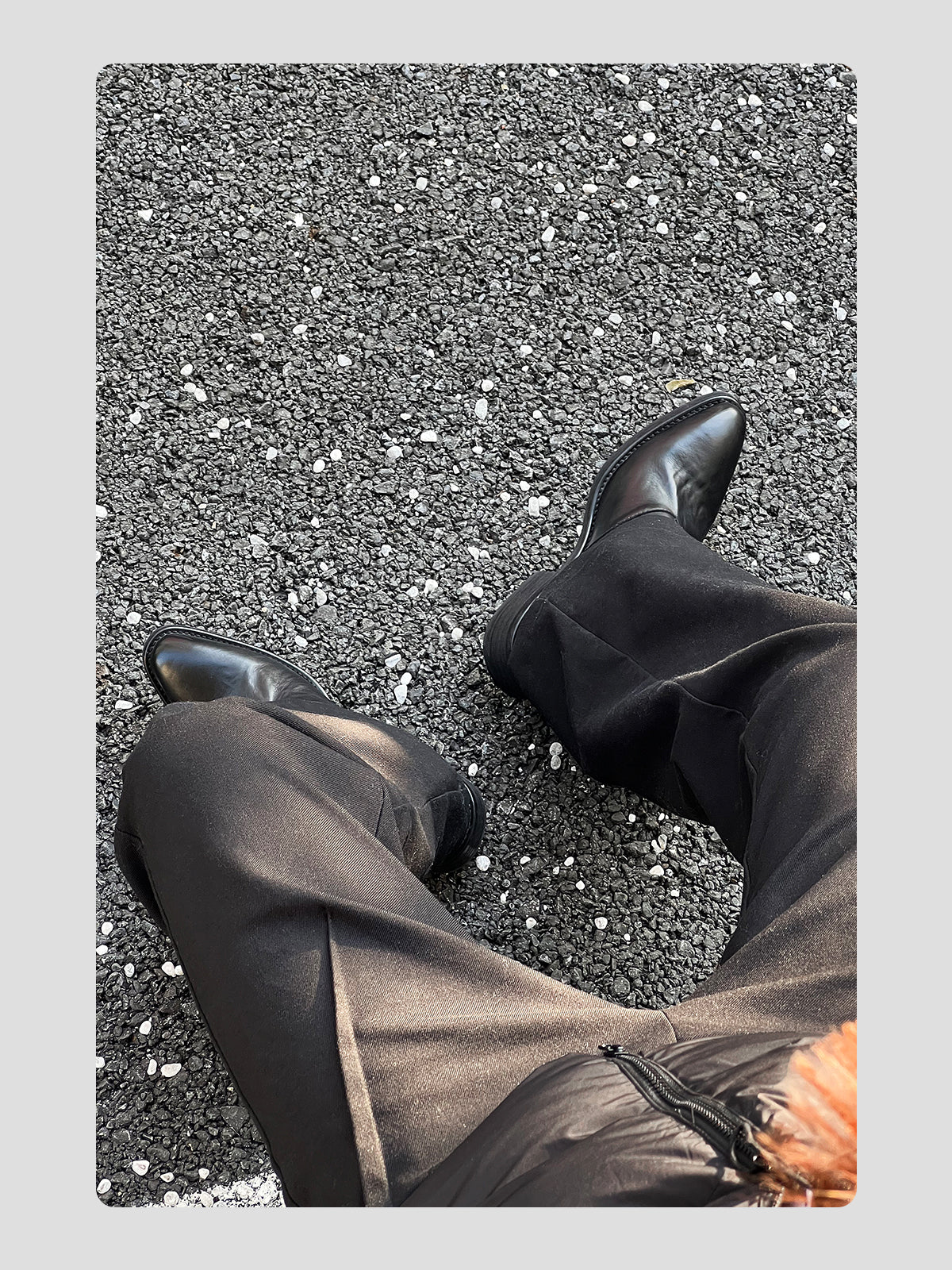 Pointed-toe Leather Platform Chelsea Boots