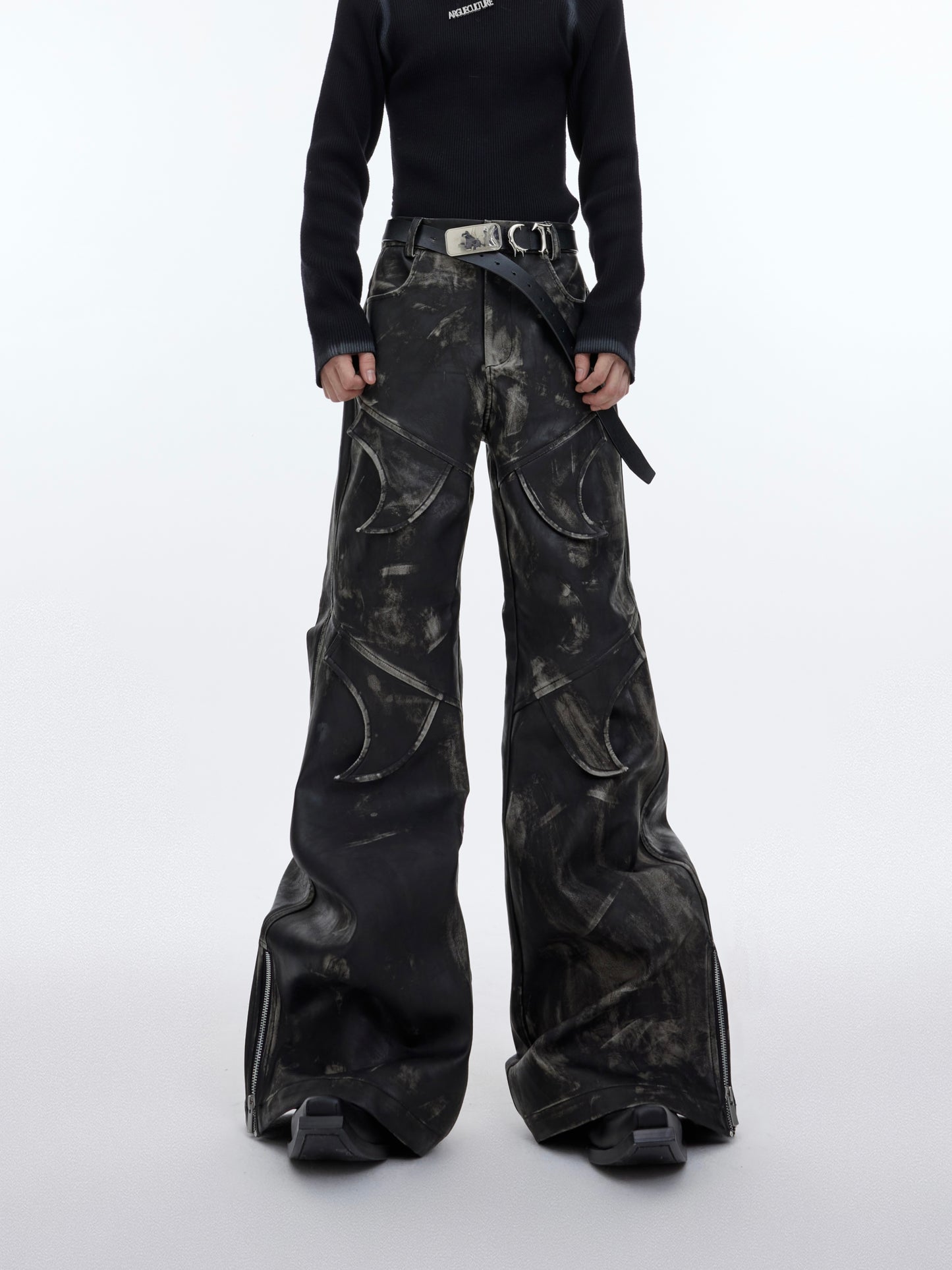 【23s November.】Distressed Faded Leather Trousers