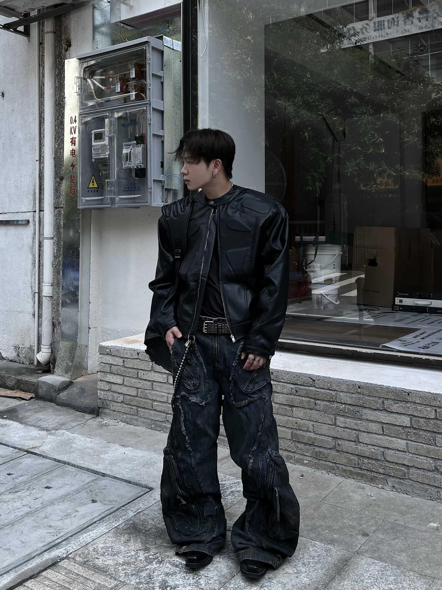 【25s Jan.】Deconstructed Distressed Jeans