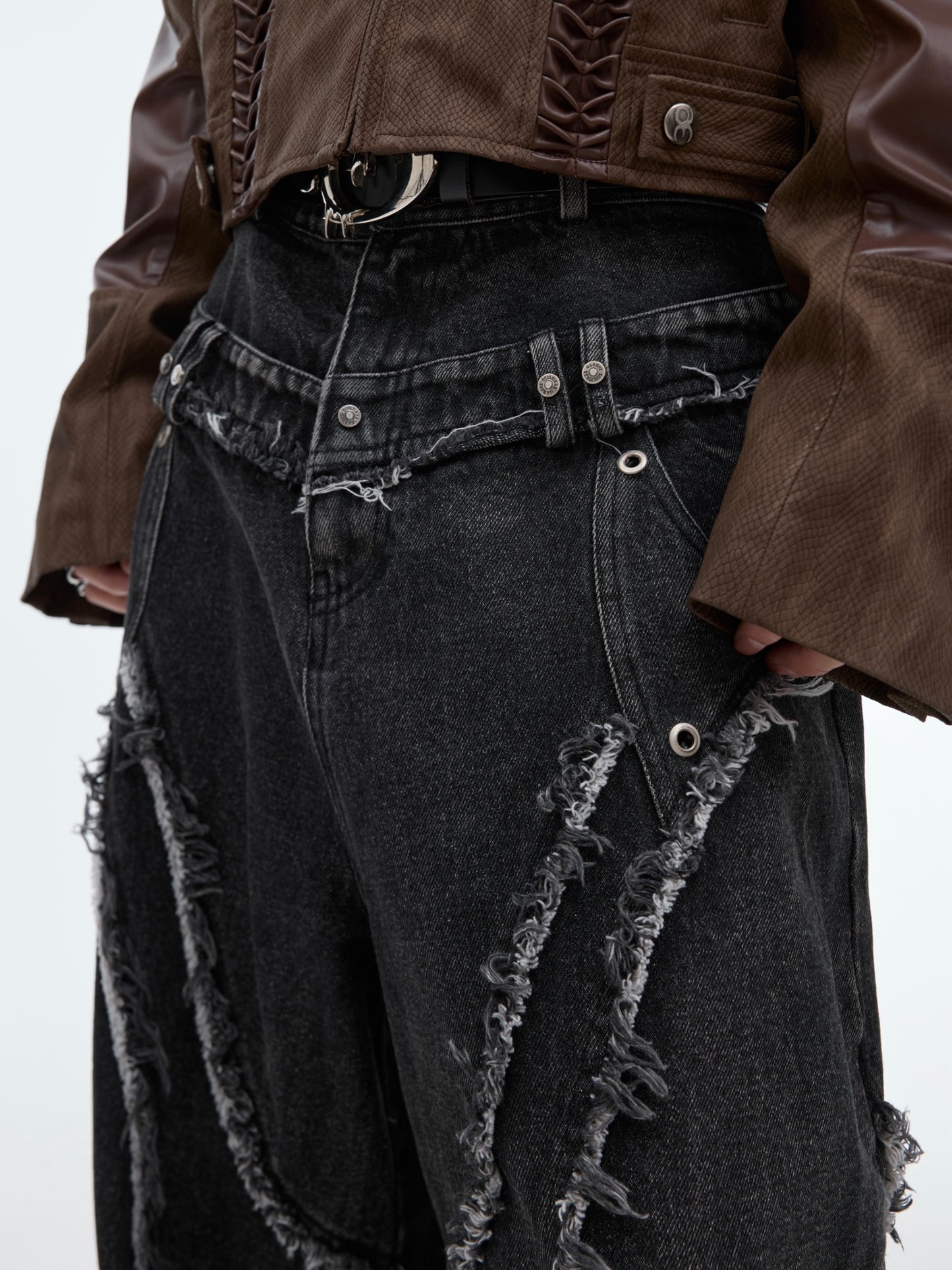 【24s Aug.】Washed Distressed Raw Edge Paneled Silhouette Jeans ArtsKoreanMan