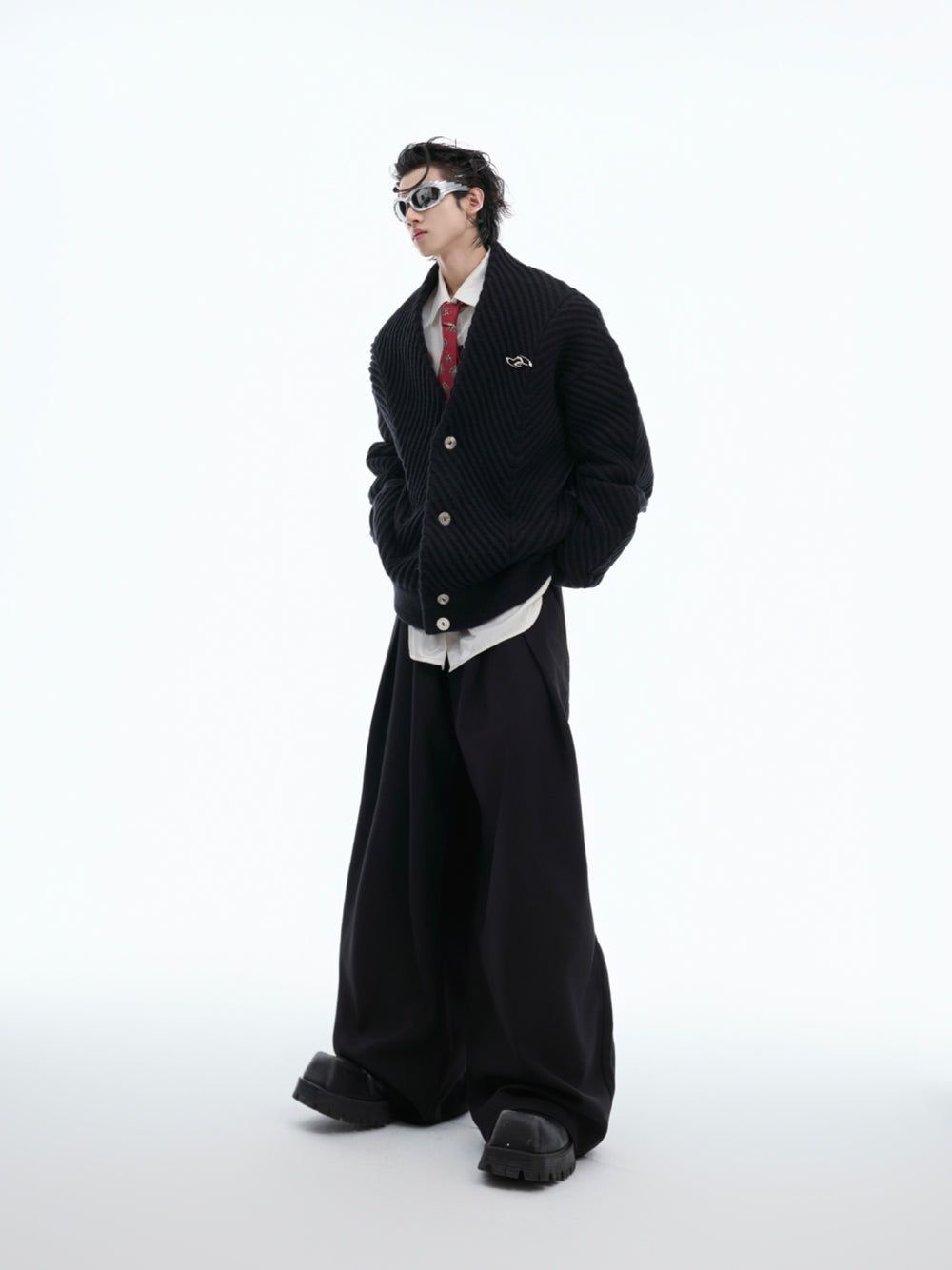 【24s Oct.】Metal Button Large V-neck Loose Knit Sweater ArtsKoreanMan