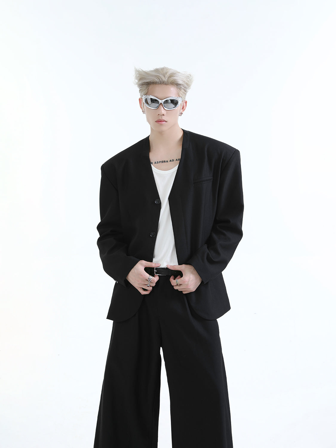 【24s Aug.】Casual Simple Large V-neck Suit