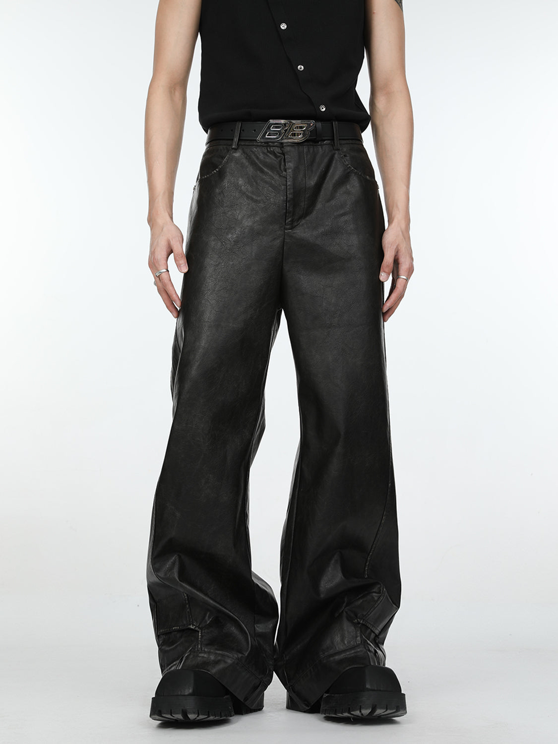 【24s March.】Deconstructed Three-dimensional Black Leather Pants ArtsKoreanMan