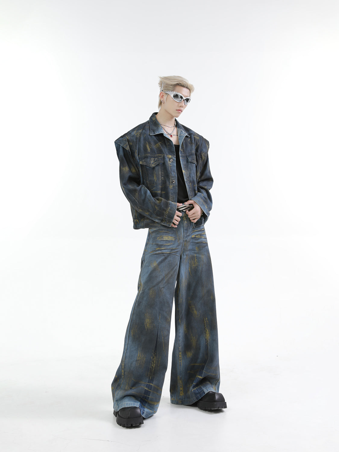 【24s Oct.】Heavy Paint Fashionable Denim Jacket + Jeans