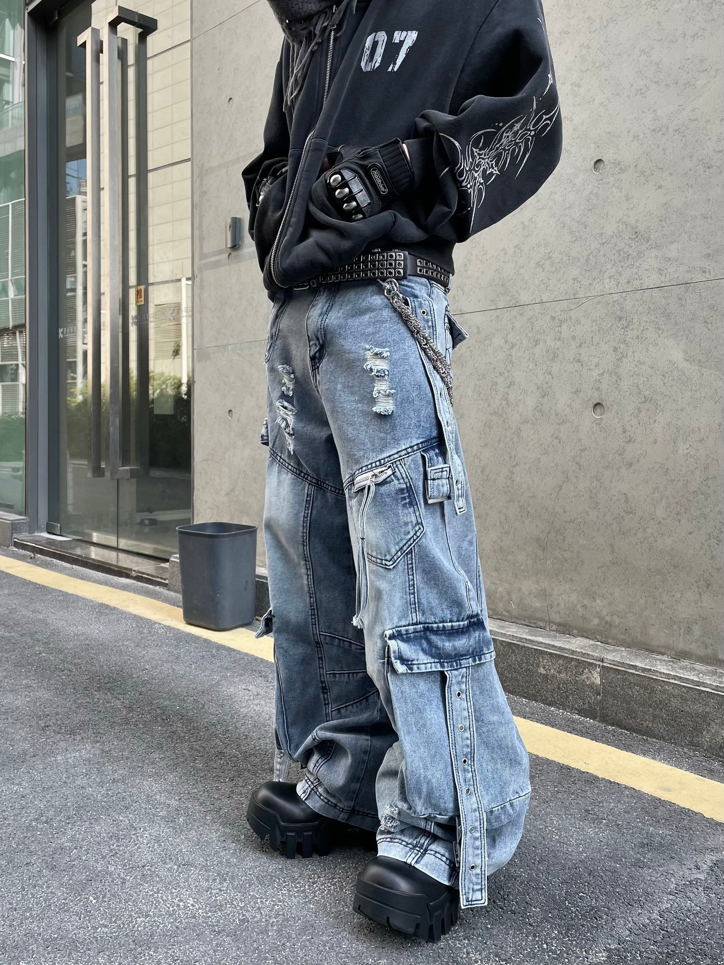 【25s Mar.】Multi-pocket Ripped Ribbon Straight Jeans