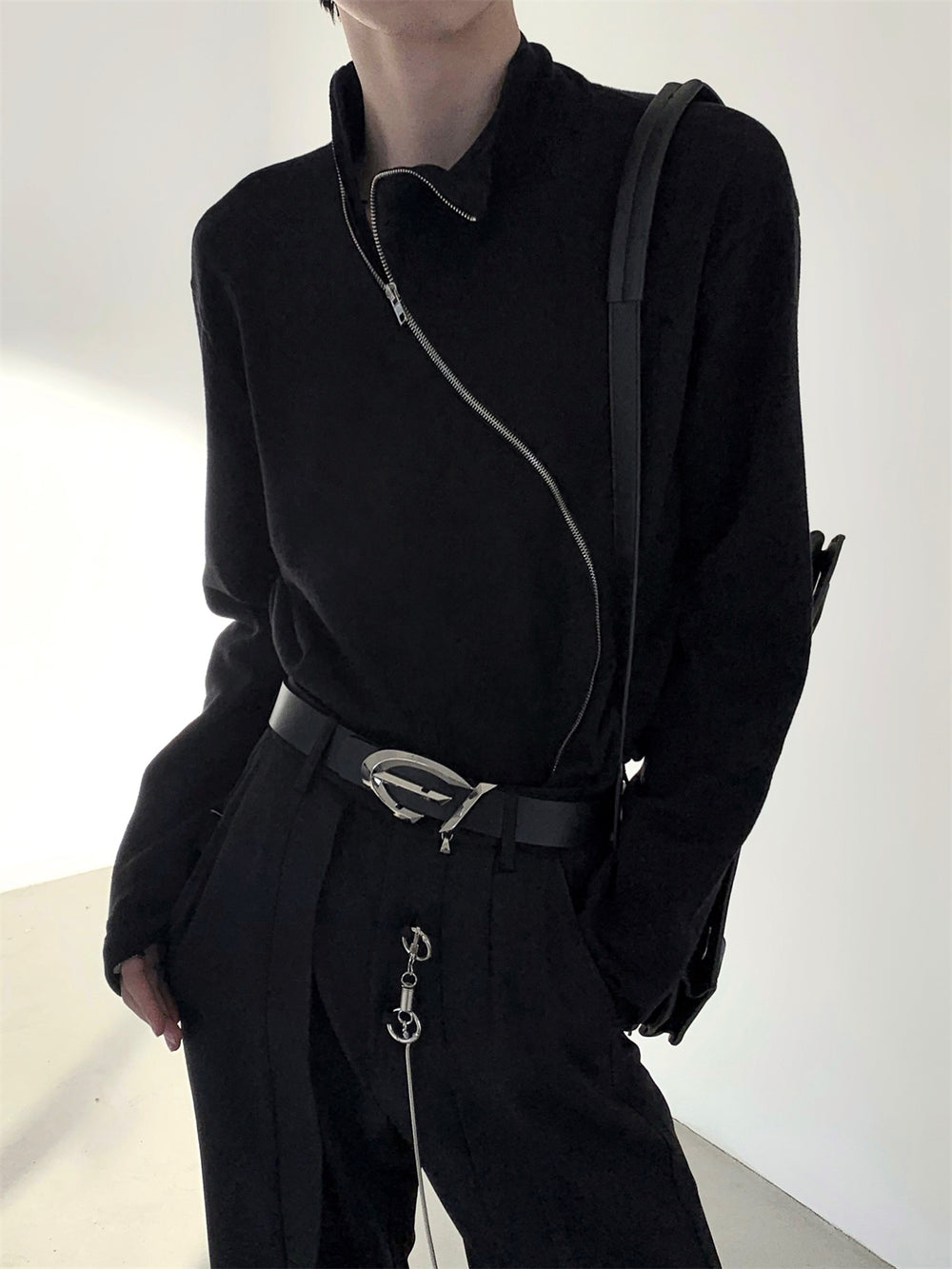 【23s November.】Metallic Zippered Turtleneck Sweater ArtsKoreanMan