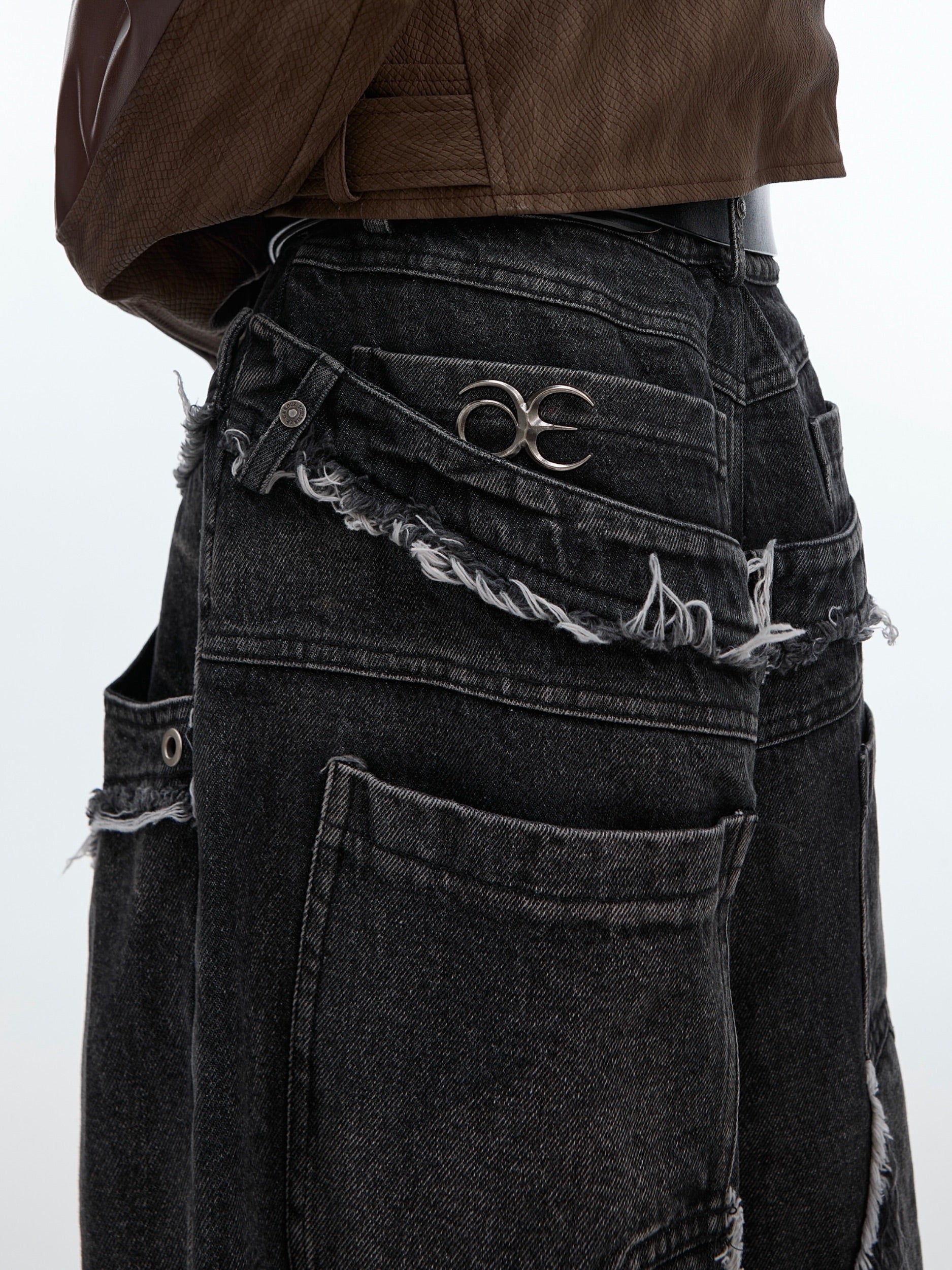 【24s Aug.】Washed Distressed Raw Edge Paneled Silhouette Jeans ArtsKoreanMan