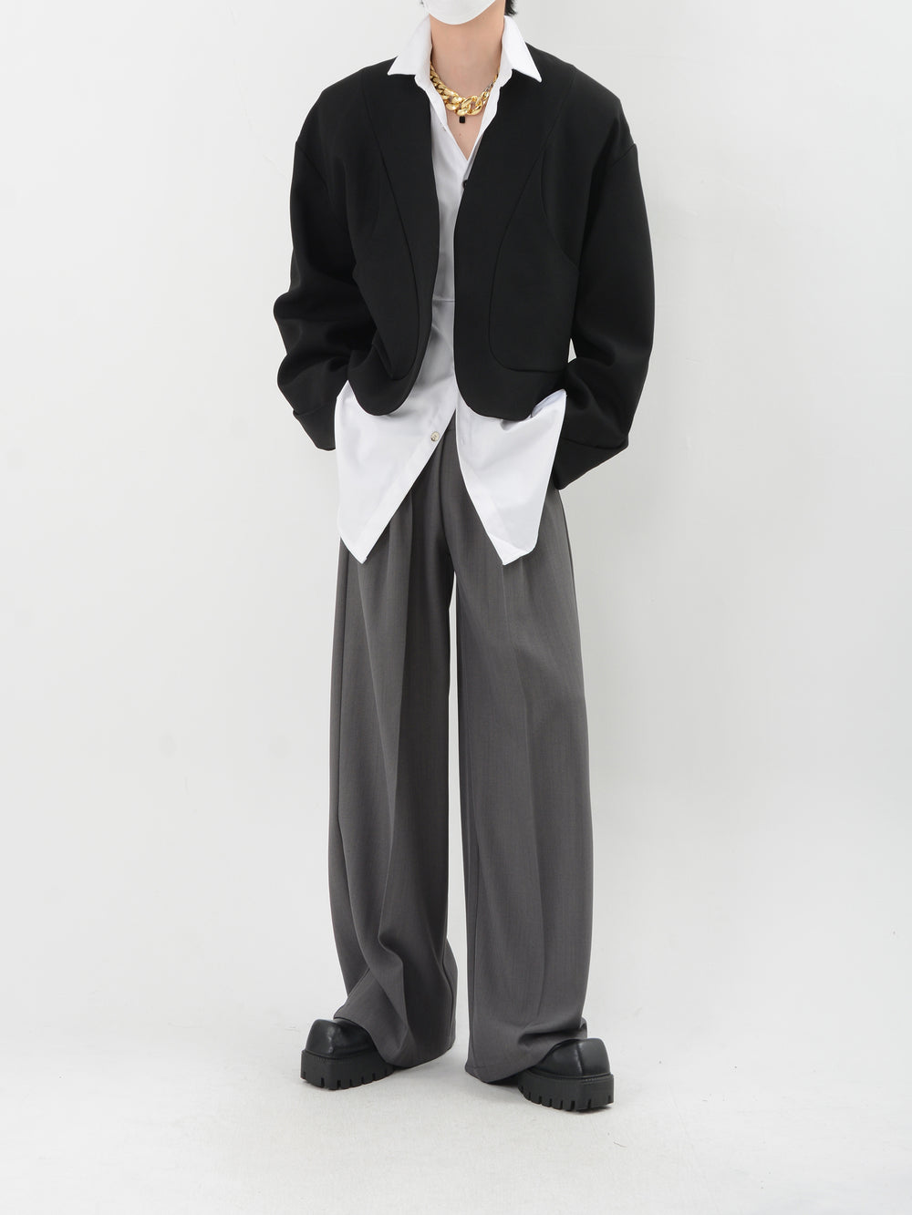 【24s Nov.】Structured Padded Short Blazer ArtsKoreanMan