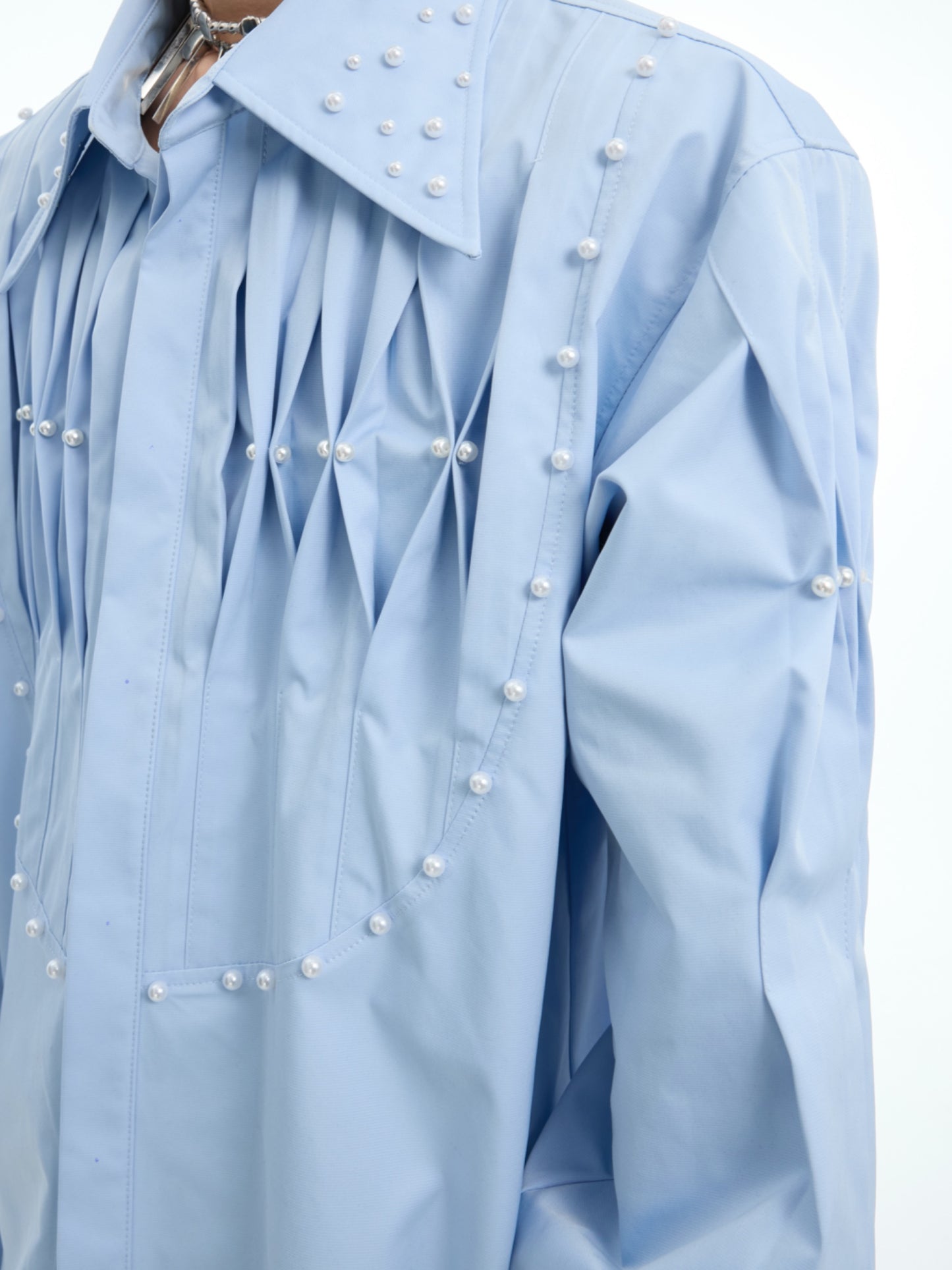 【25s Mar.】Niche Pleated Deconstructed Pearl Embellished Shirt