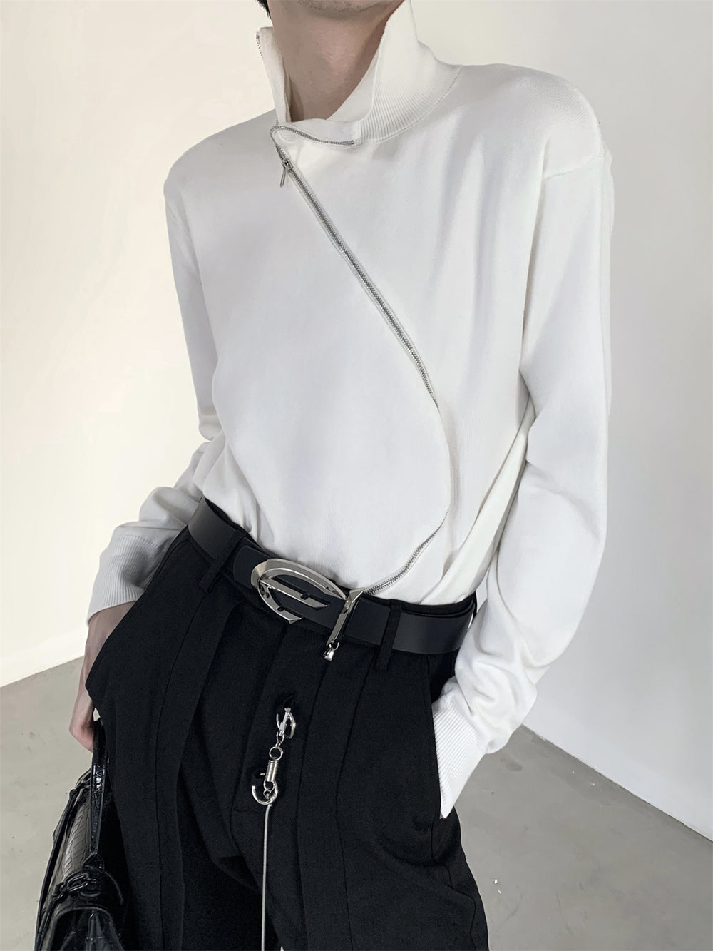 【23s November.】Metallic Zippered Turtleneck Sweater ArtsKoreanMan