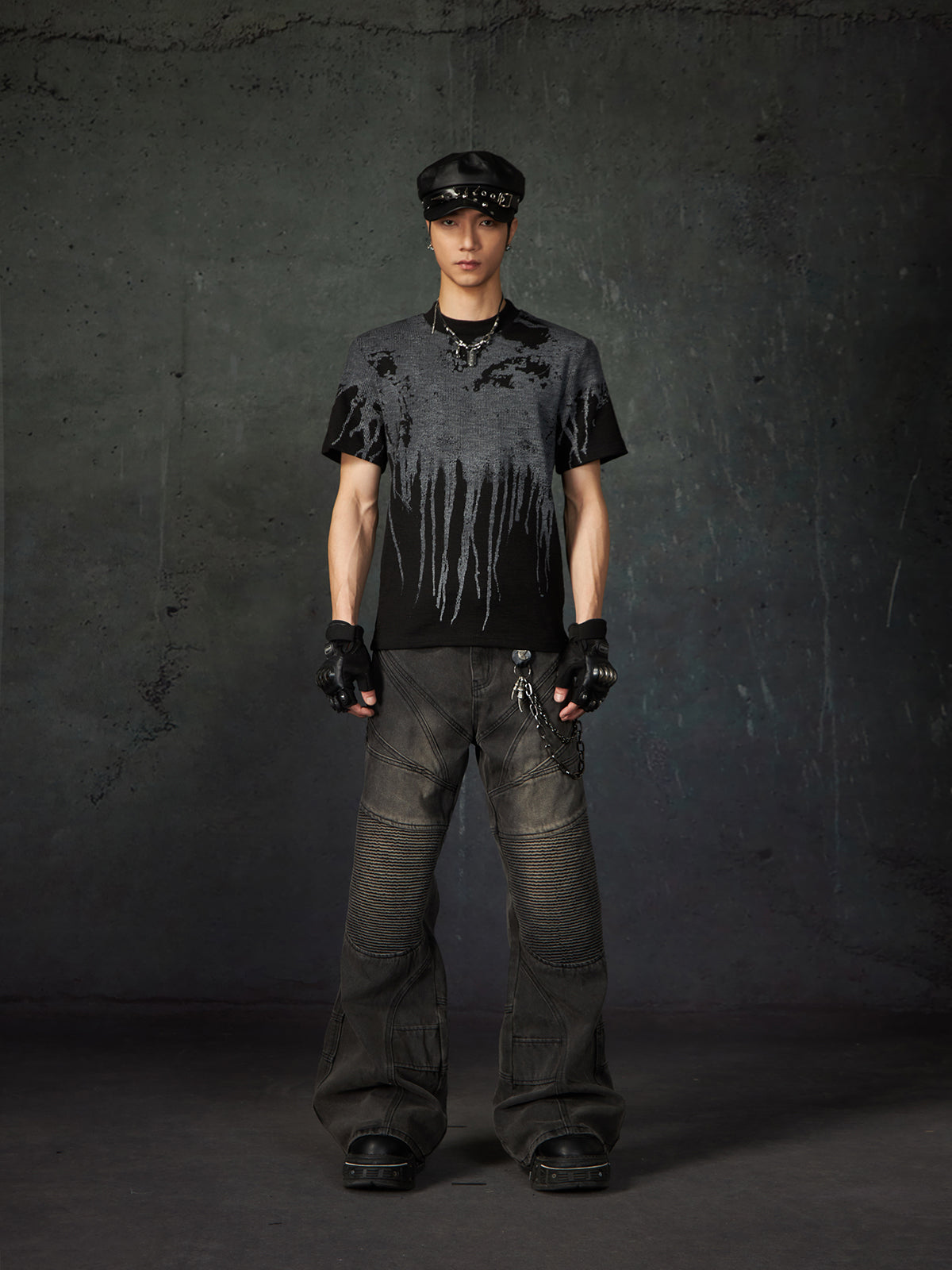 【25s Mar.】High Street Distressed Printed Elastic T-Shirt