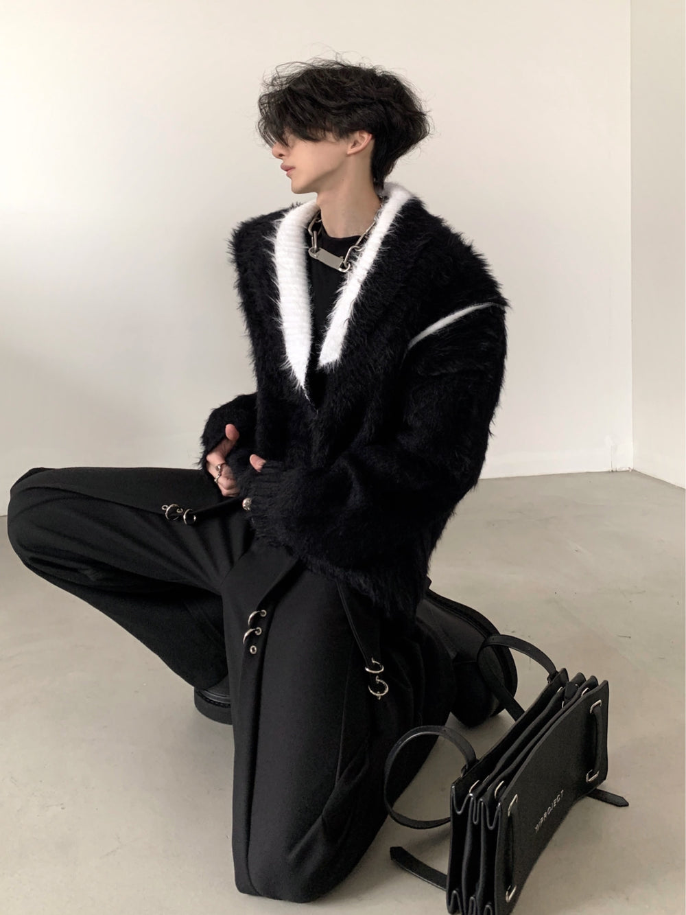 【23s December.】Imitation Mink V-neck Loose Sweater ArtsKoreanMan