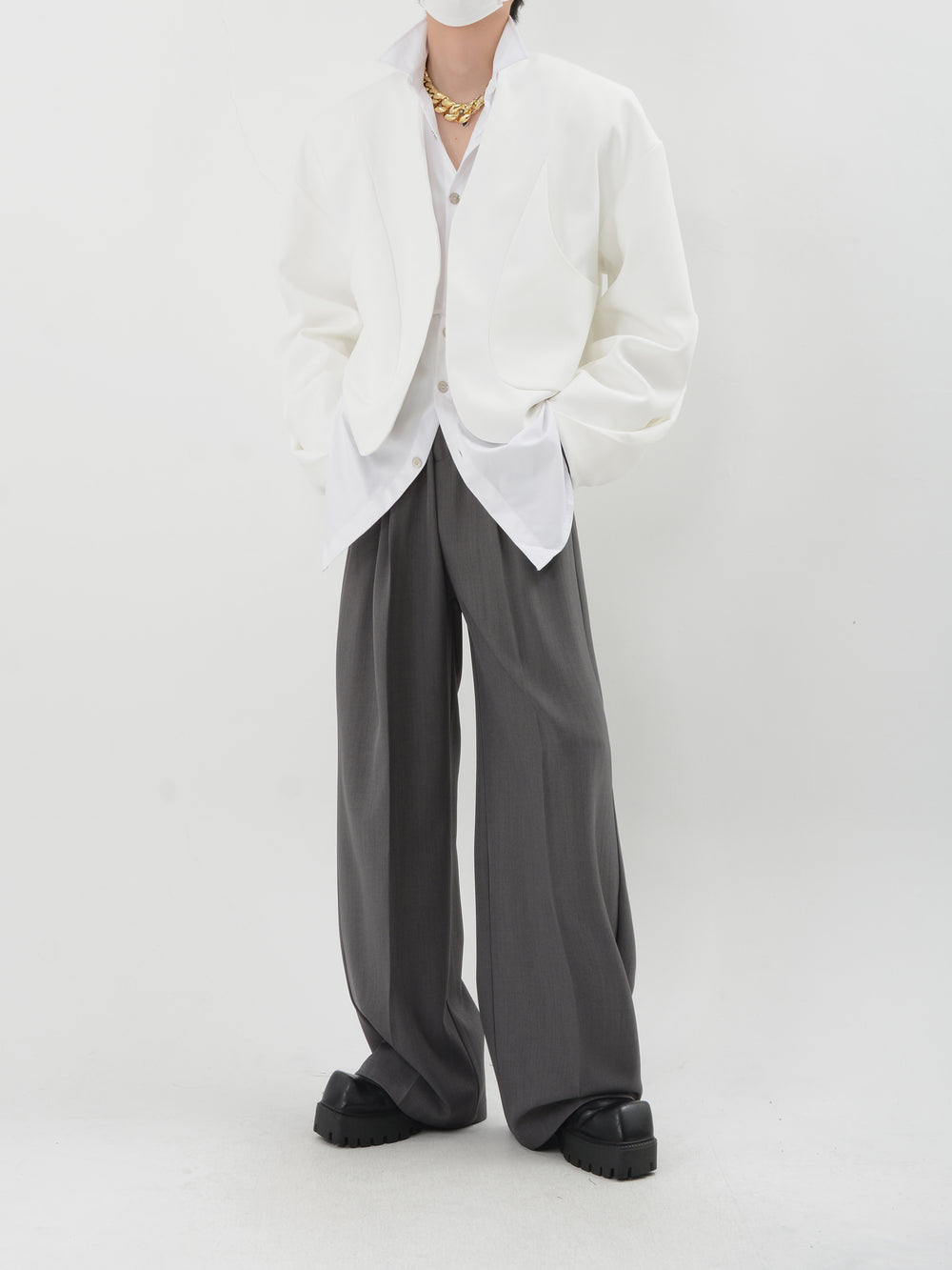 【24s Nov.】Structured Padded Short Blazer ArtsKoreanMan