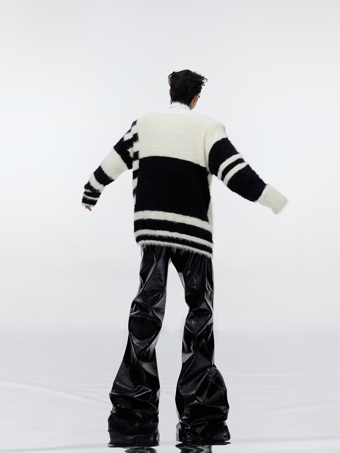 【23s September.】Black and White Striped Mohair Sweater