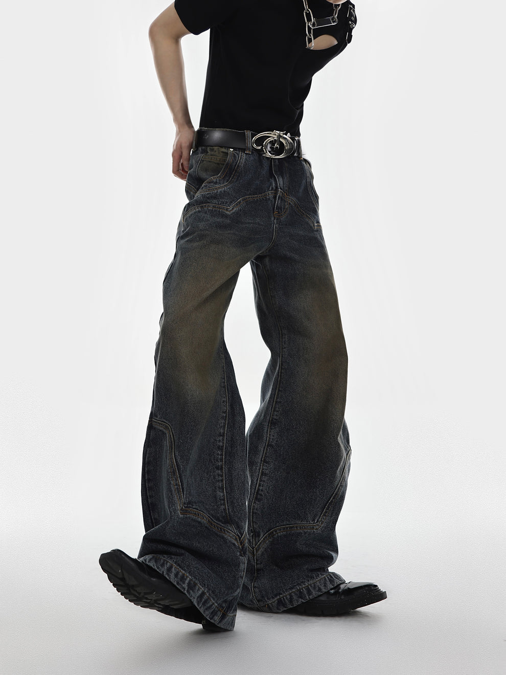 Elevate Your Style with Gradient Flared Jeans! – ArtsKoreanMan