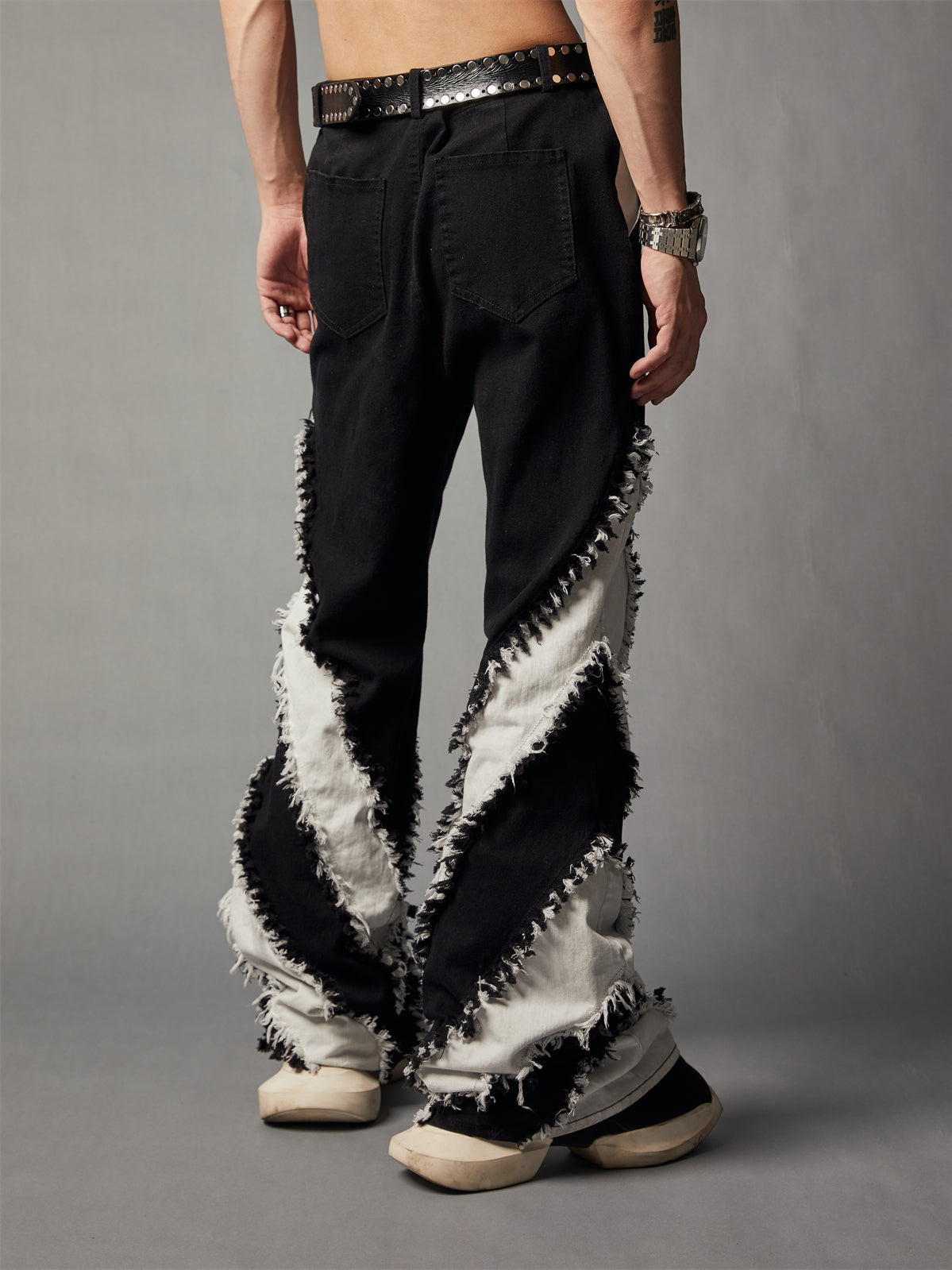 【23s August.】Black And White Paneled Frayed Jeans
