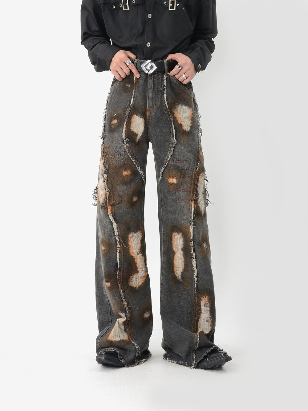 【24s Nov.】Tassel Graffiti Design Ripped Jeans ArtsKoreanMan