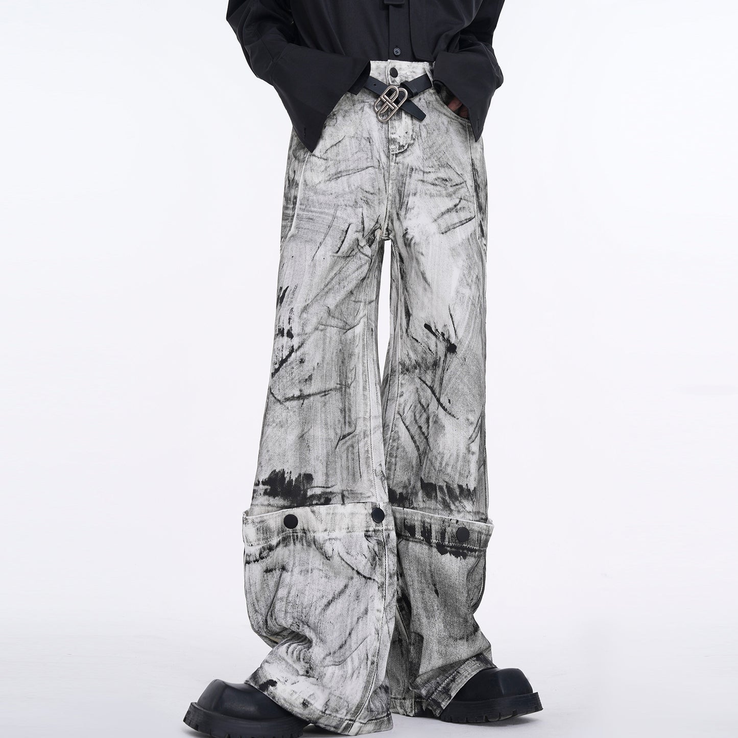 【25s Jan.】High Street White Graffiti Detachable Design Jeans