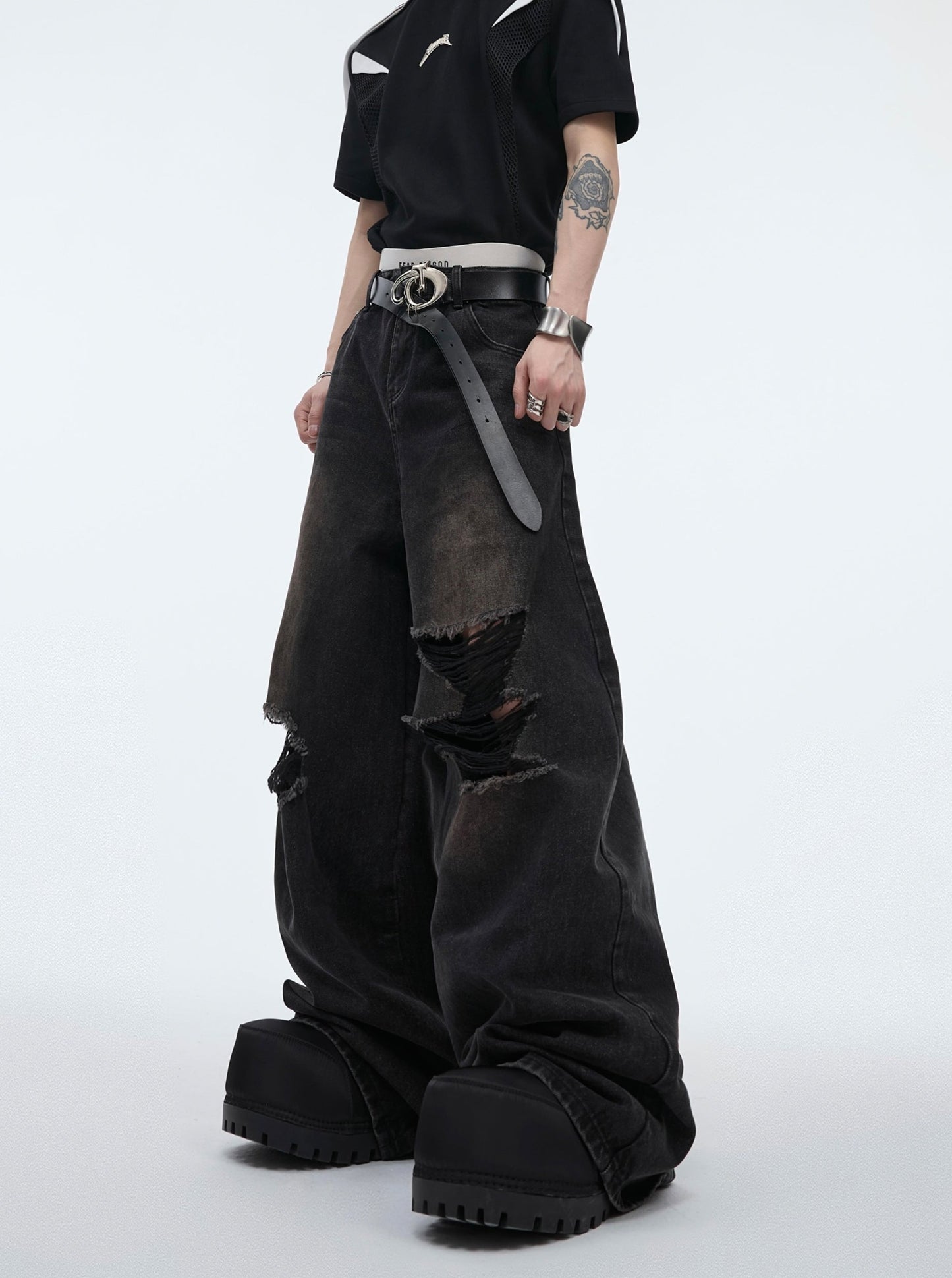 【24s May.】Deconstructed Ripped Fringed Baggy Jeans