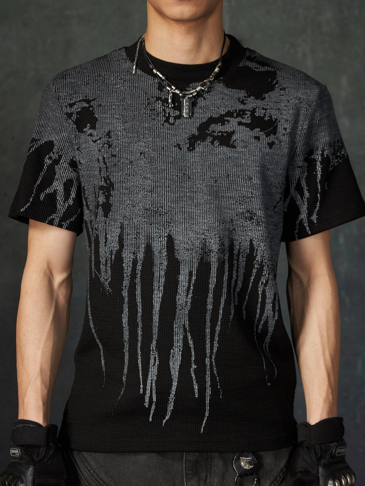 【25s Mar.】High Street Distressed Printed Elastic T-Shirt