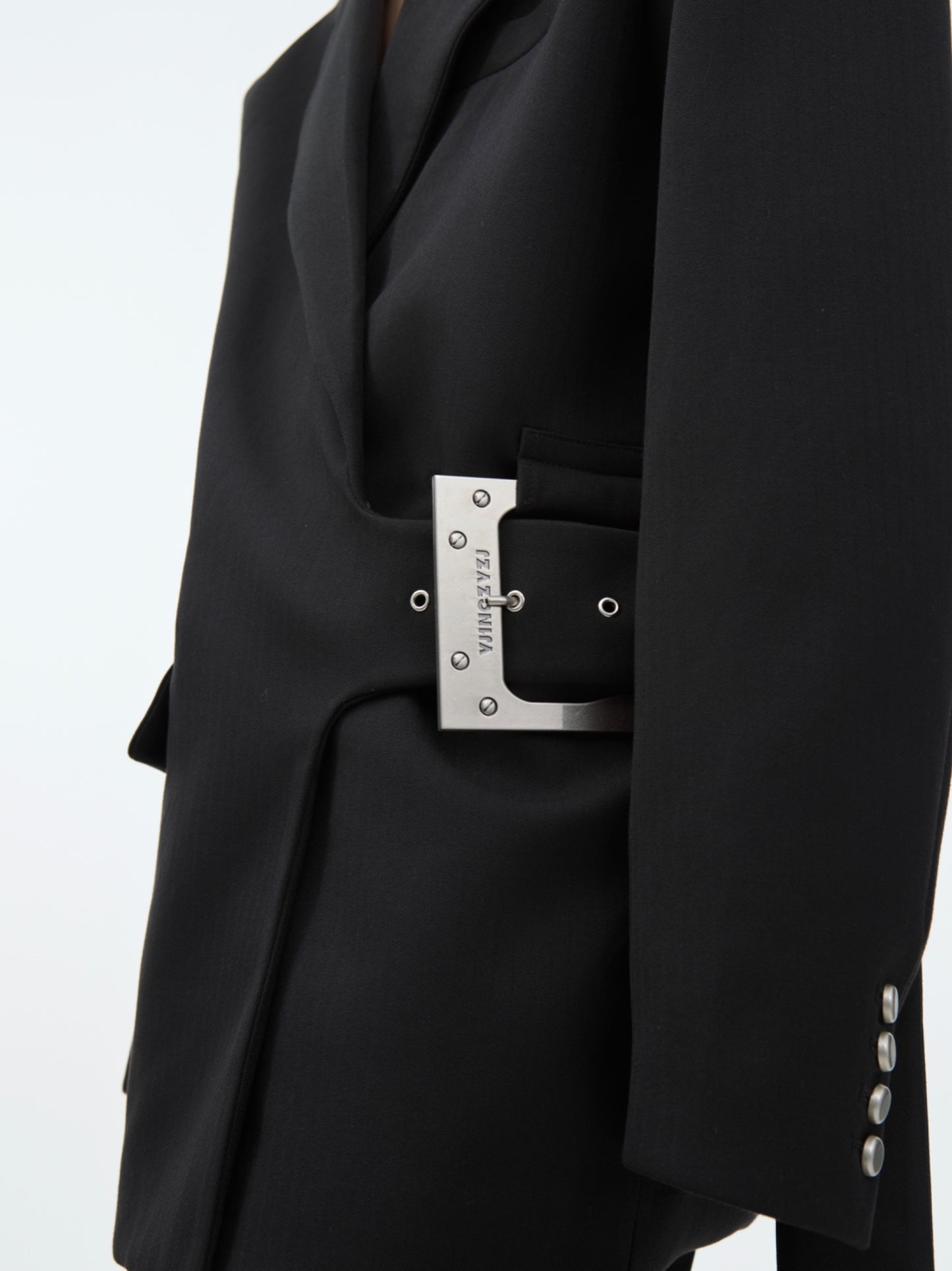 【24s Nov.】Metal Buckle Three-dimensional Silver Suit