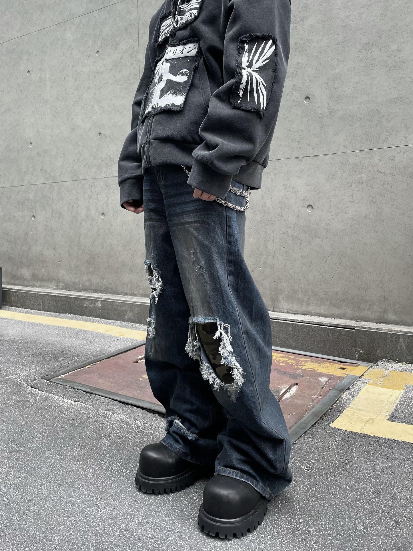 【25s Mar.】Street Retro Patchwork Ripped Camouflage Jeans