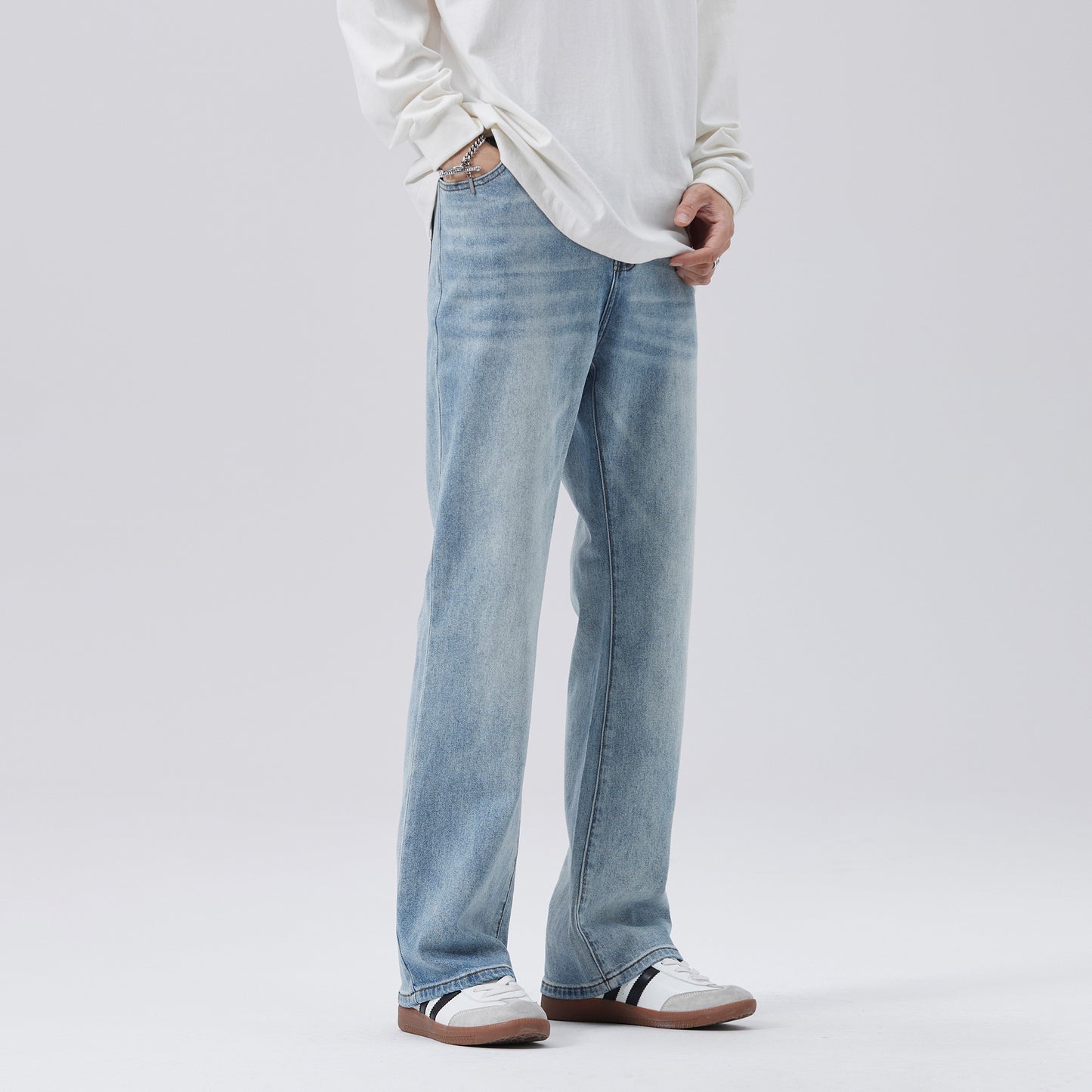 【23s September.】Simplicity Light-colored Jeans