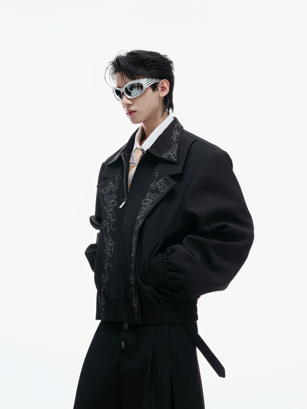 "Ink Vine" embroidered jacket, layered look design, new Chinese style, unisex style, large size, Fall/Winter 2025 new trendy jacket.