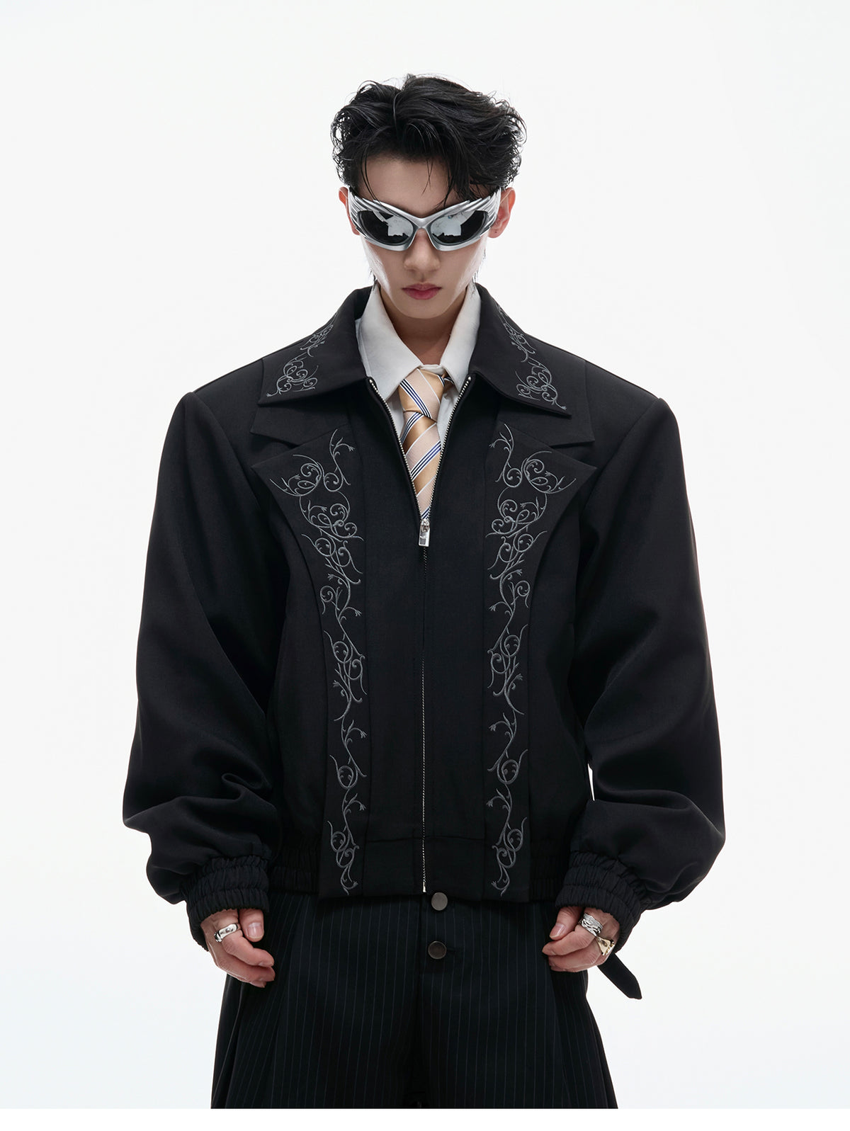 "Ink Vine" embroidered jacket, layered look design, new Chinese style, unisex style, large size, Fall/Winter 2025 new trendy jacket.