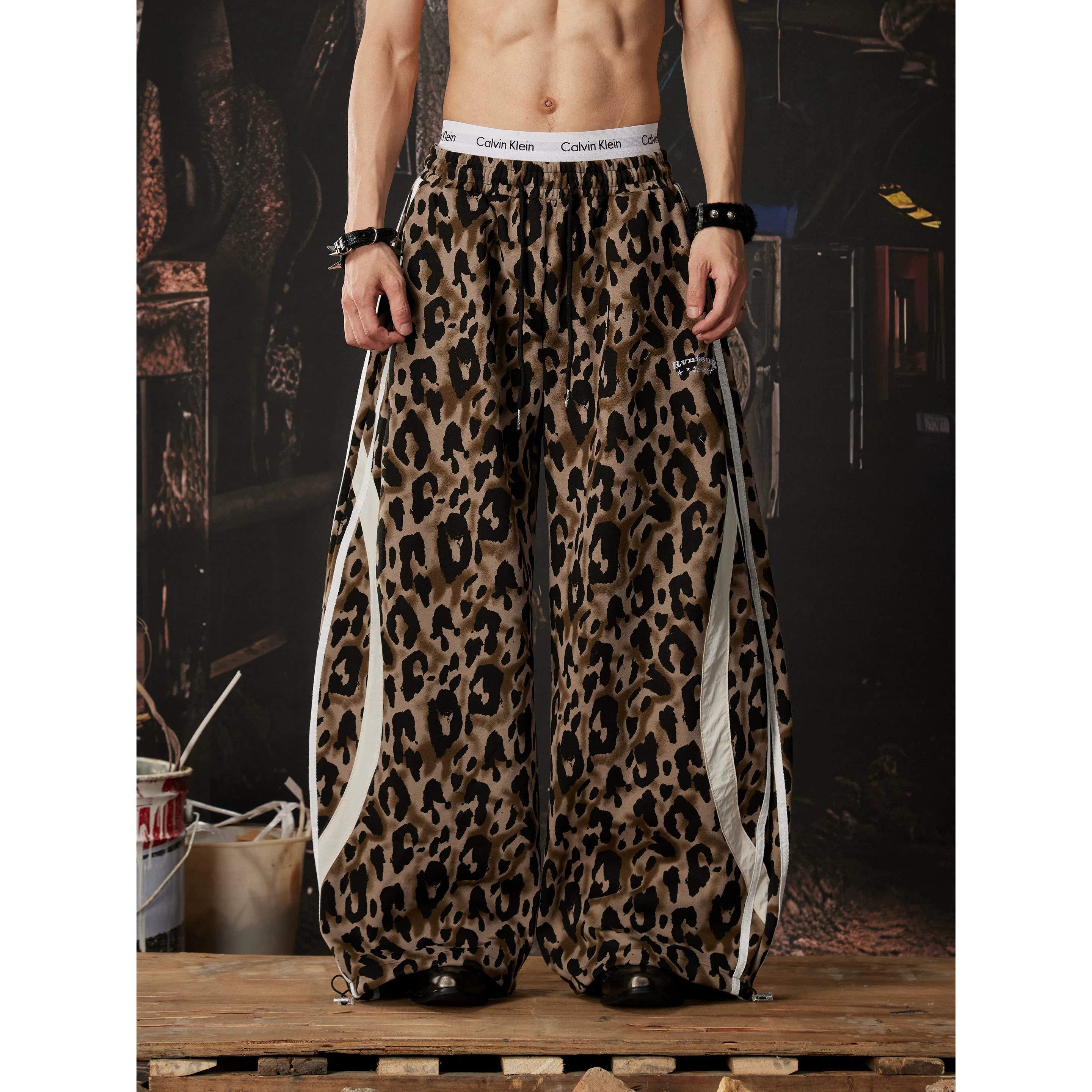 Leopard Panel Curved Wide-Leg Pants