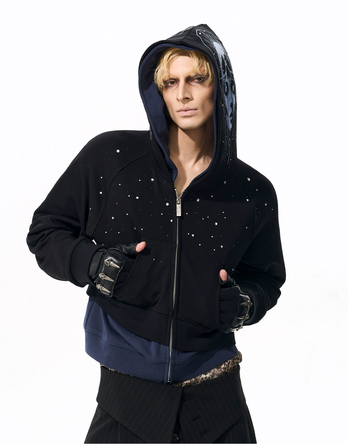 【25s Nov.】Rhinestone-studded Diagonal Zipper Short Printed Jacket