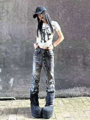 【26s Jan.】Blade-Washed Curved Fit Stretch Denim Jeans