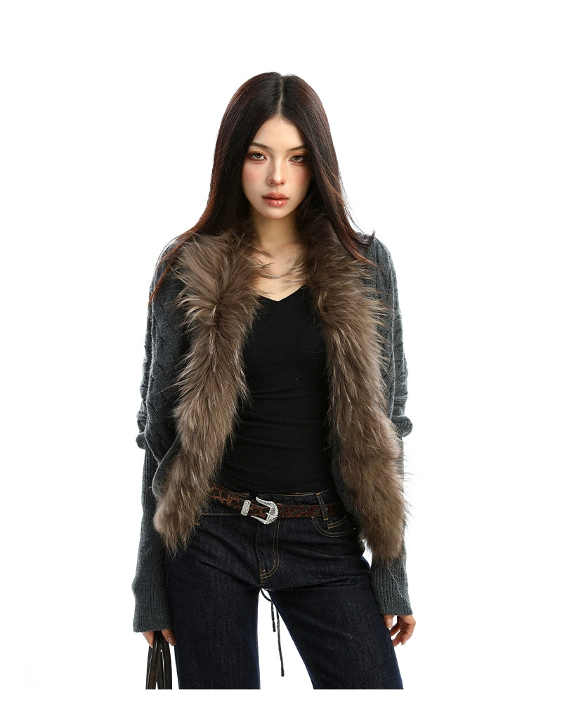 【25s Nov.】Cable Knit Collar Batwing Sleeve Sweater