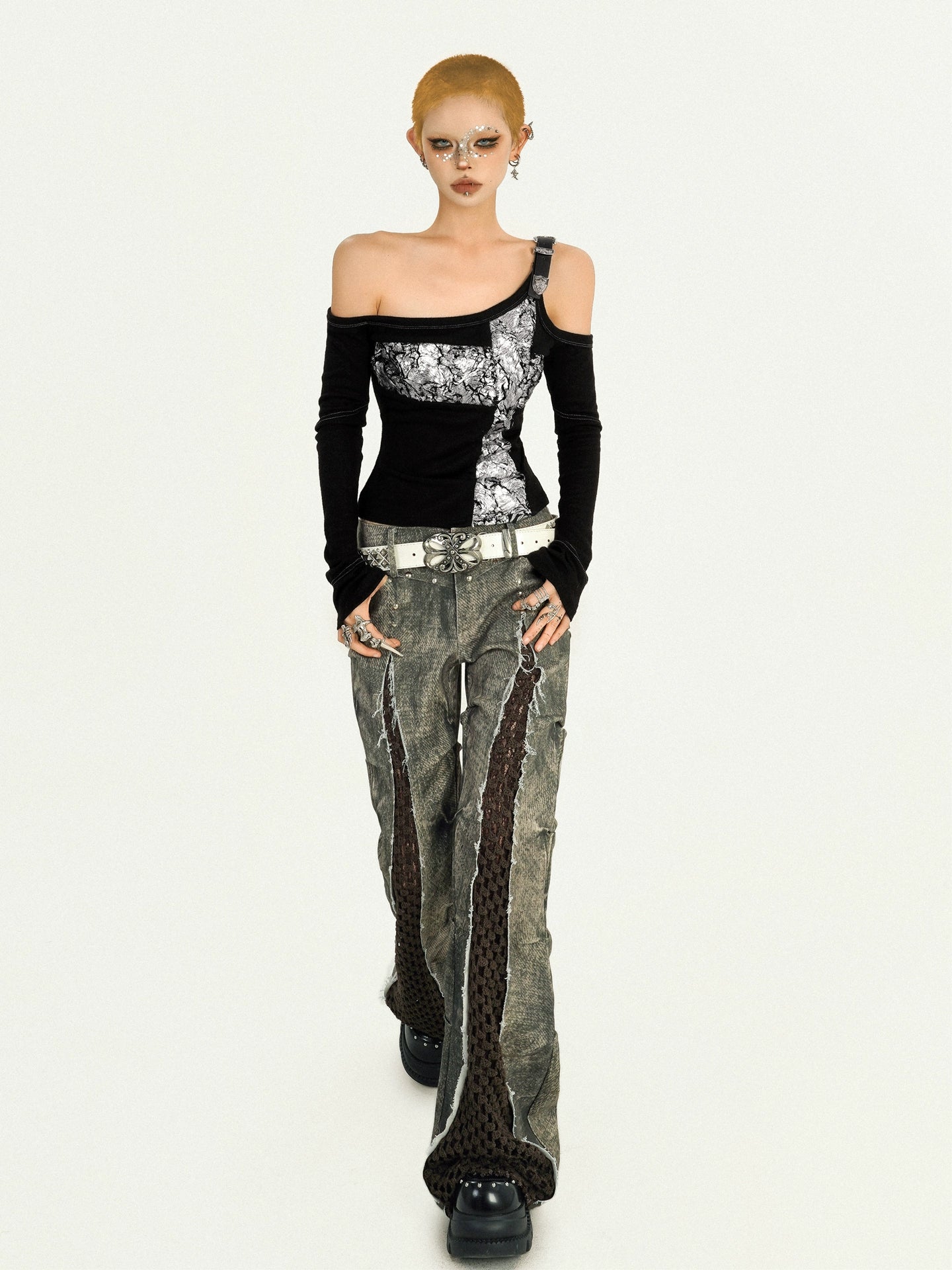 【25s Oct.】Y2K Gypsy Ripped Jeans
