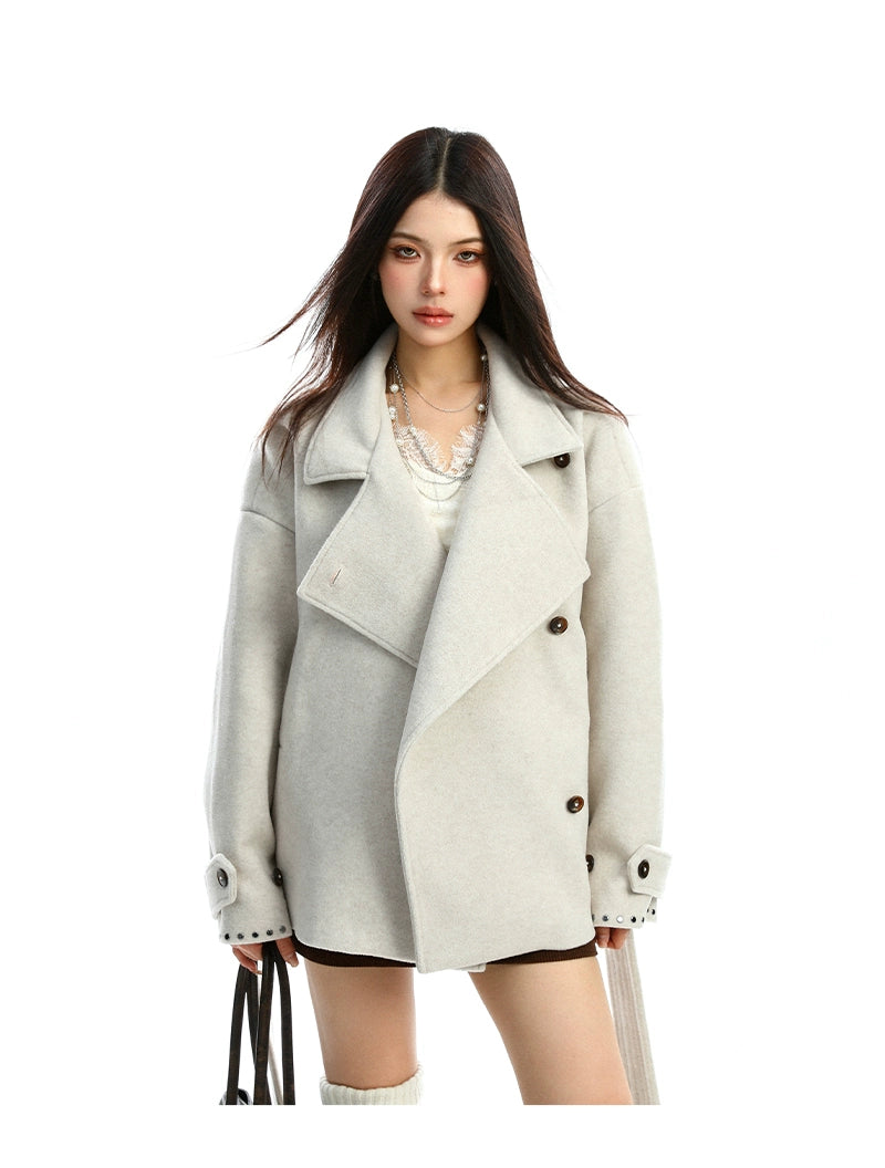 【25s Nov.】Studded Stand-up Collar Plush Coat