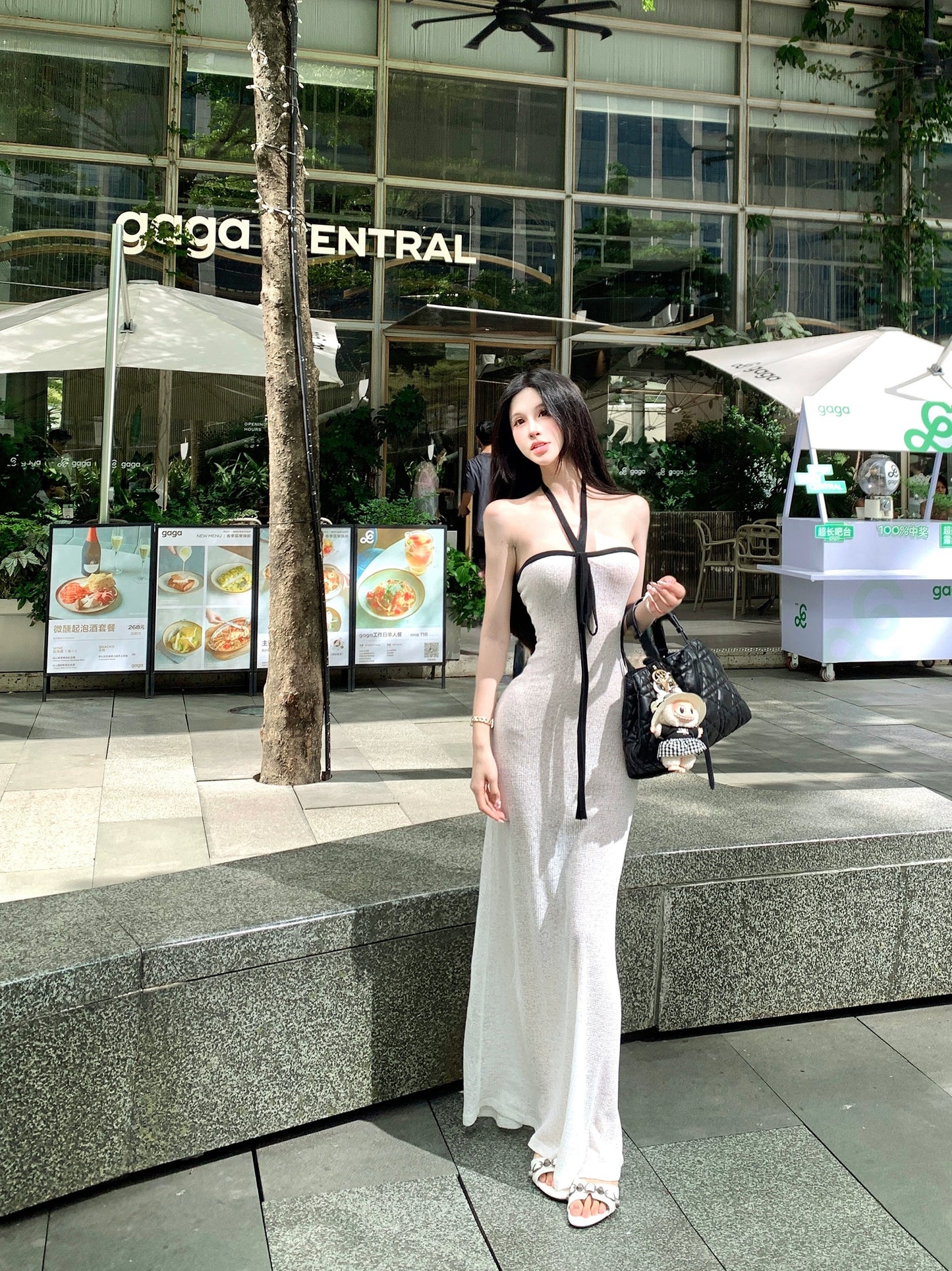 【25s Aug.】Off-Shoulder Halter Neck Dress