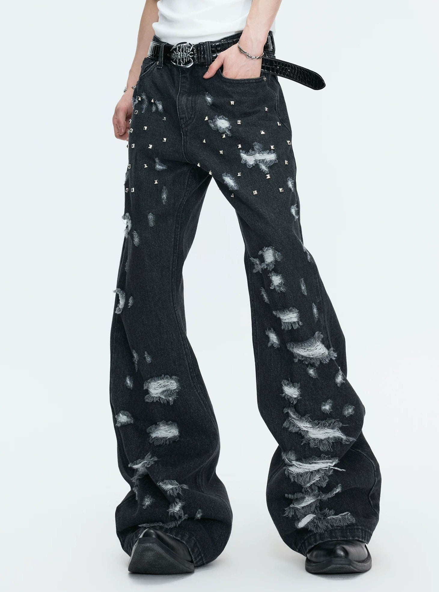 【26s Apr.】Distressed Studded Irregular Flared Denim Pants