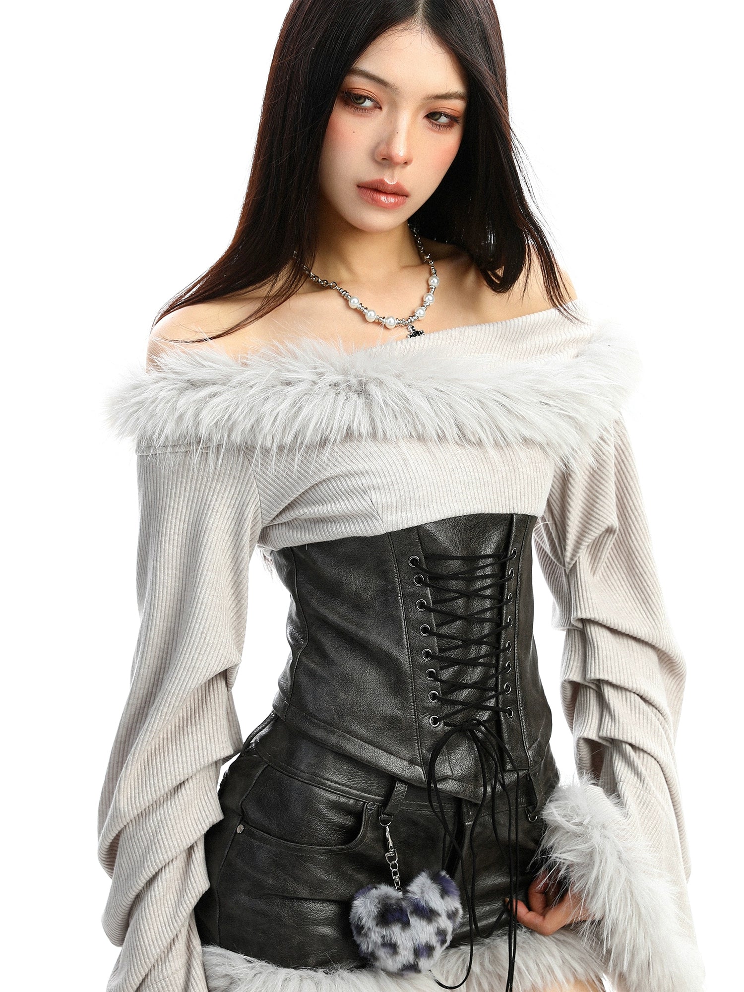 【25s Dec.】Hot Girl Fur Collar Off-shoulder Tie Top/ Leather Pants