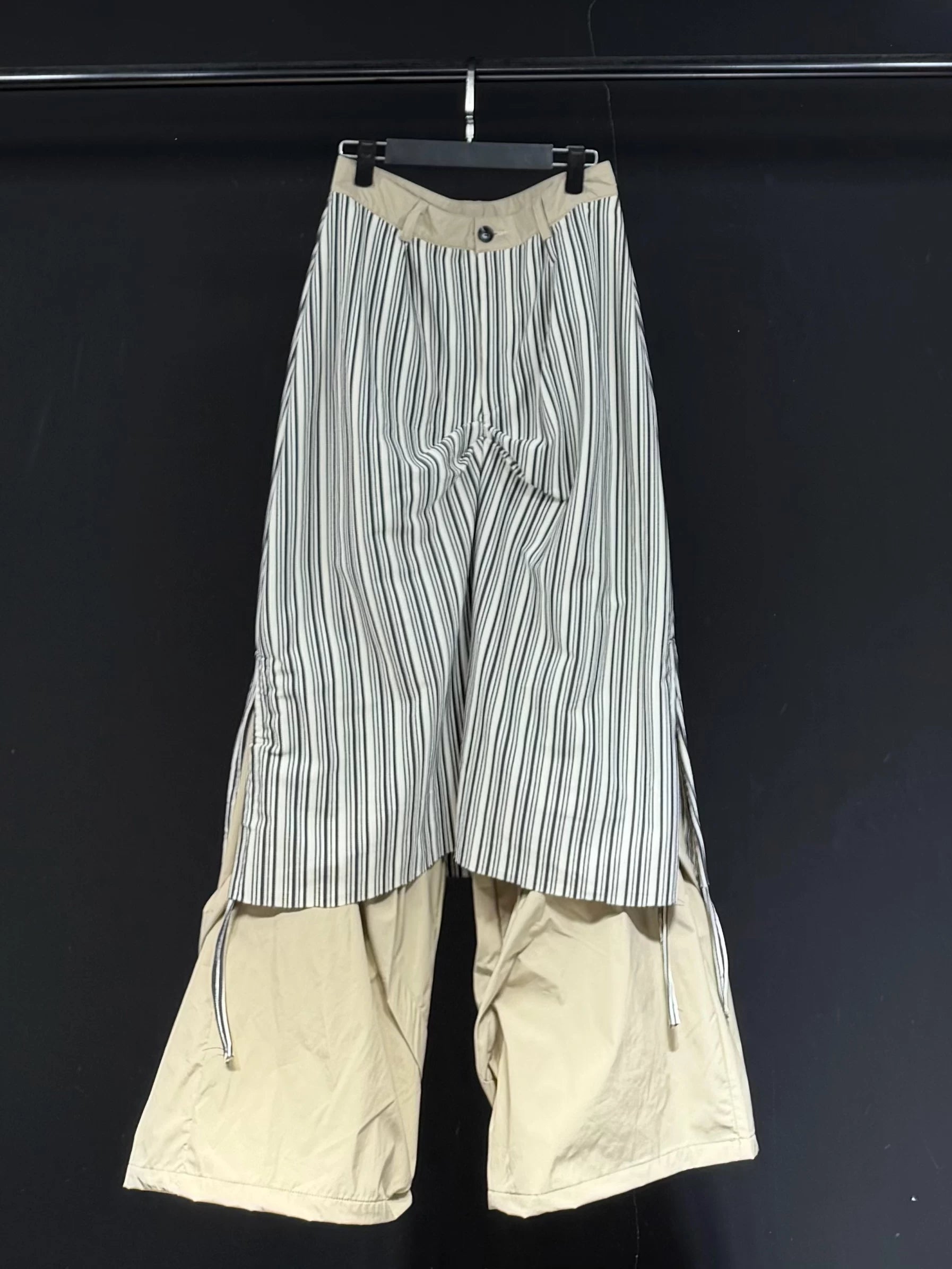 New Stripe Relaxed Pleated Flared Pants